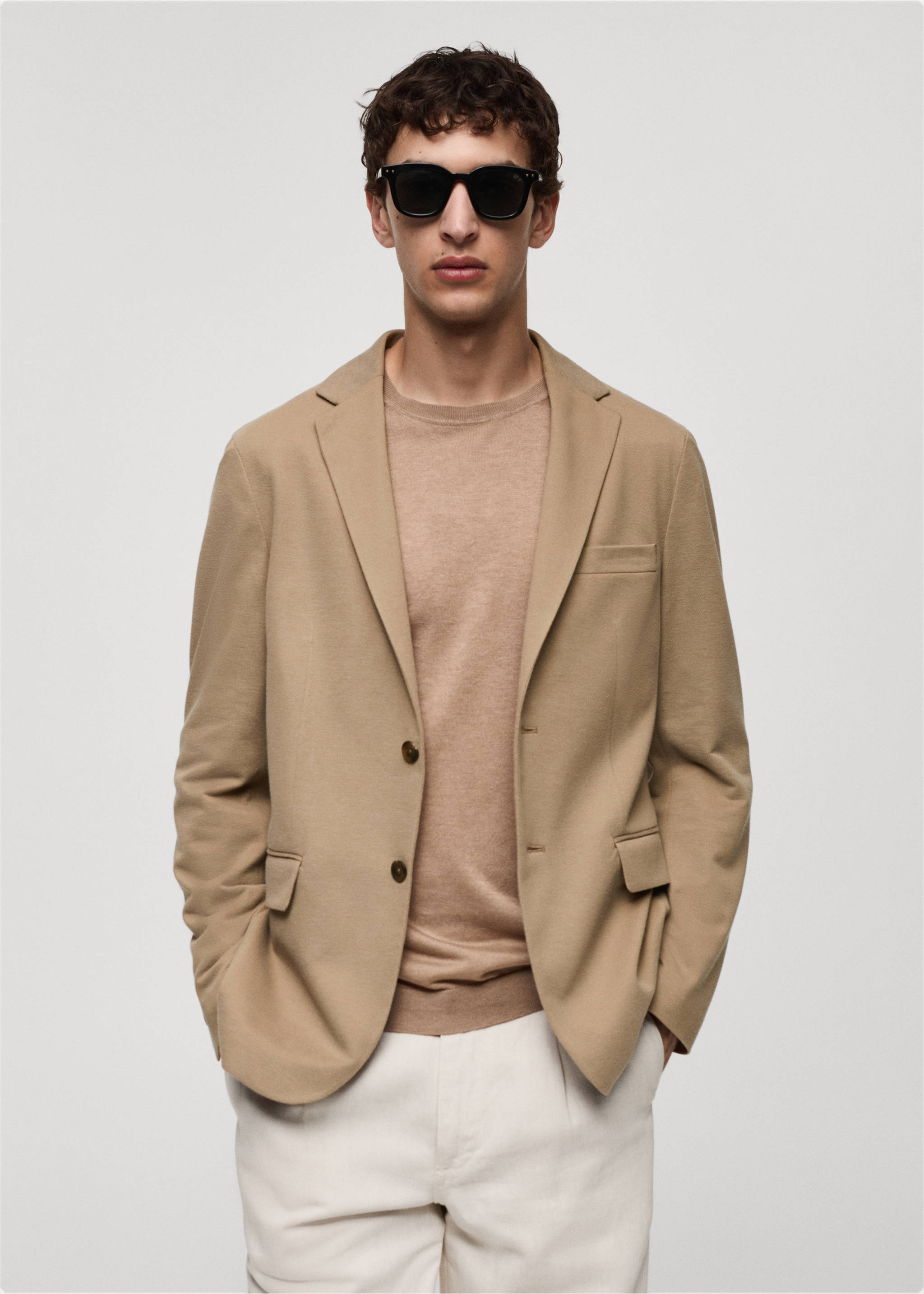 Kavaj slim fit mikrostruktur - Bild av mittparti, Mellanbrun. Ref: 77070570-00.