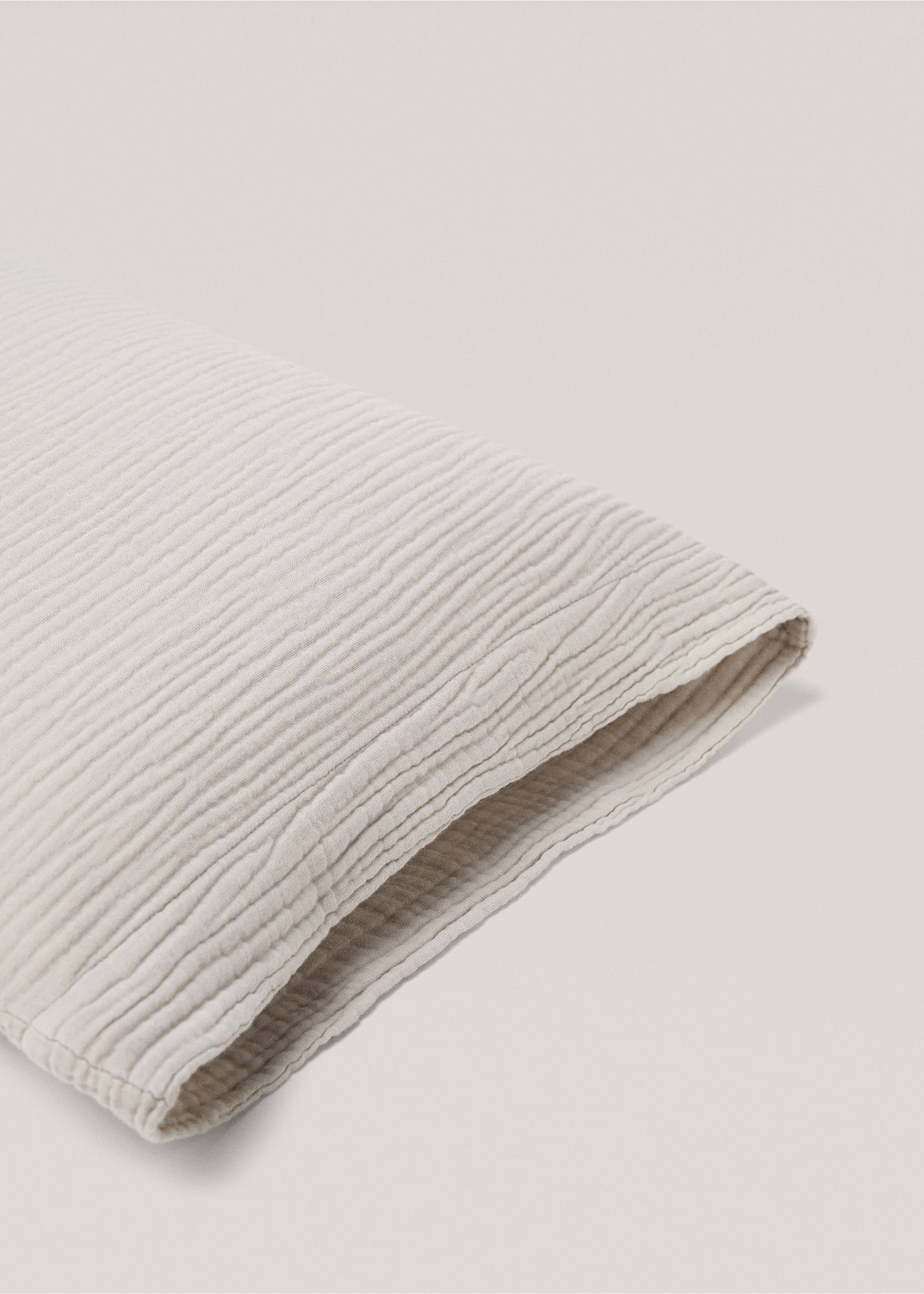 Cotton gauze pillowcase 45x110cm - Details of the article 2, Medium Grey. Ref: 77070572-00.
