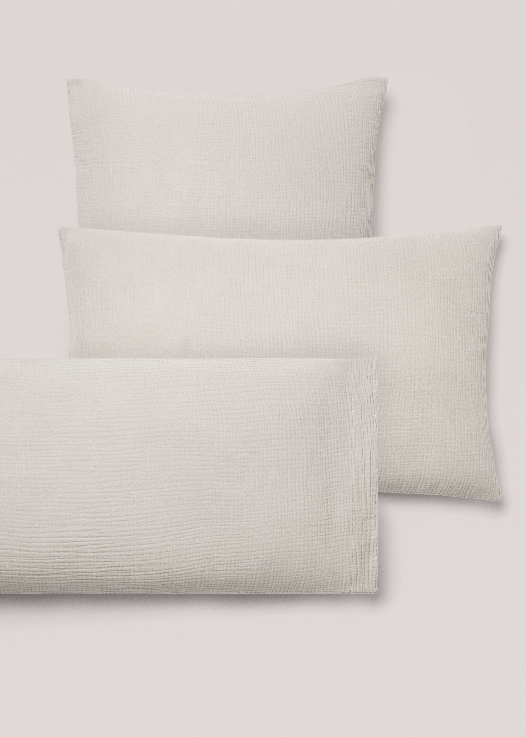 Cotton gauze pillowcase 45x110cm - Details of the article 3, Medium Grey. Ref: 77070572-00.