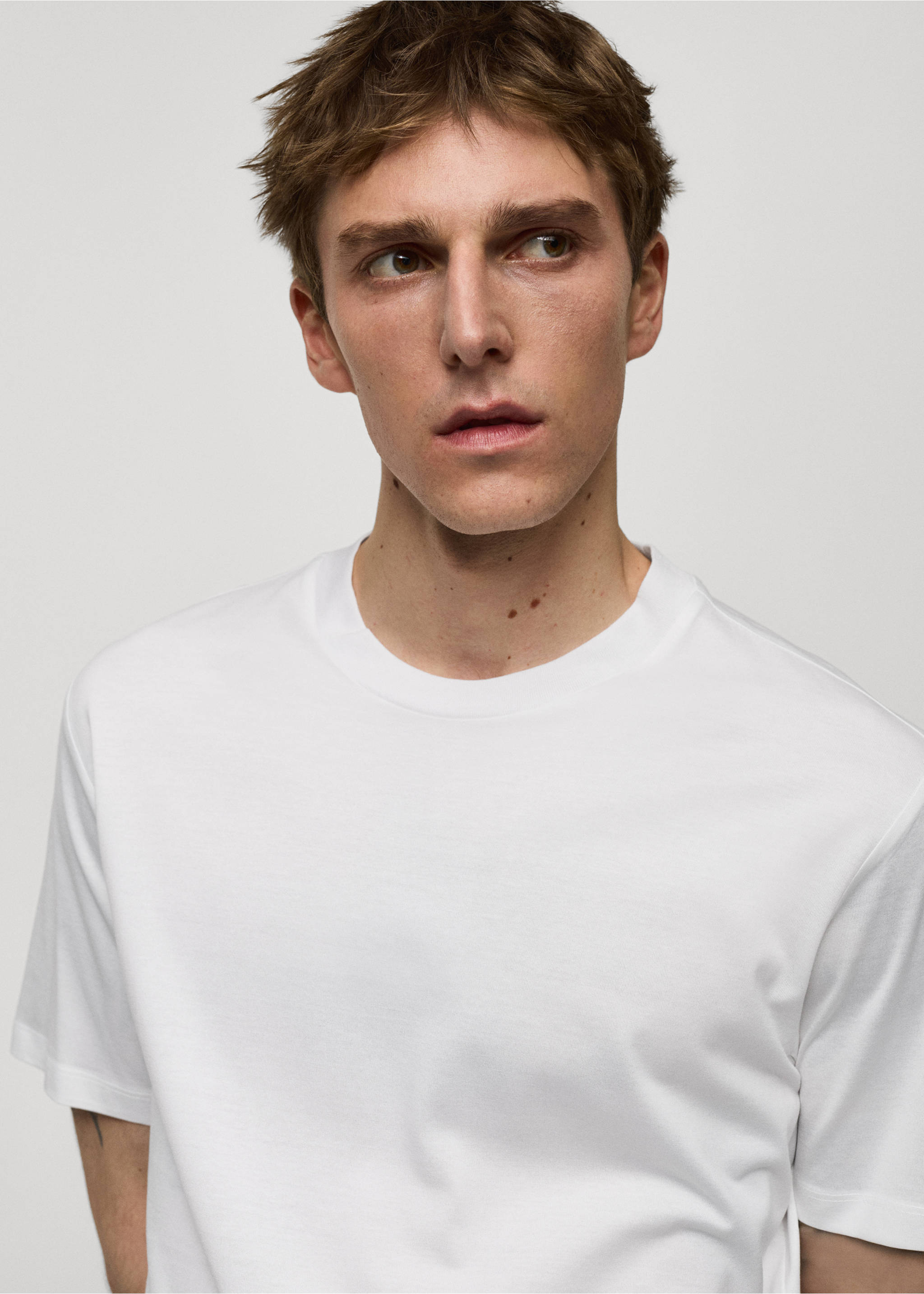 100% cotton slim-fit t-shirt - Details of the article 1, White. Ref: 77070585-00.