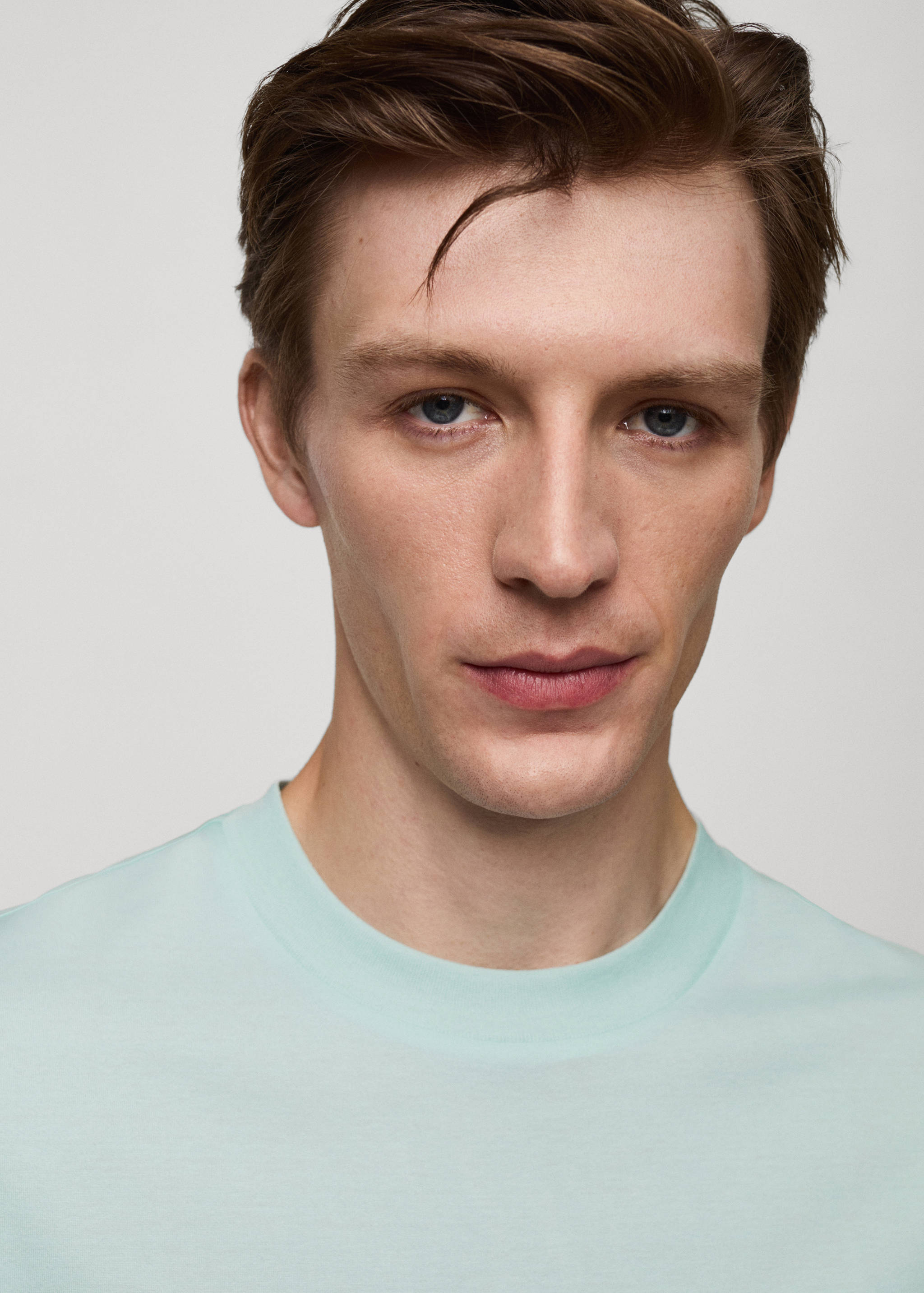 Slim-Fit-T-Shirt aus 100 % Baumwolle - Detail des Artikels 1