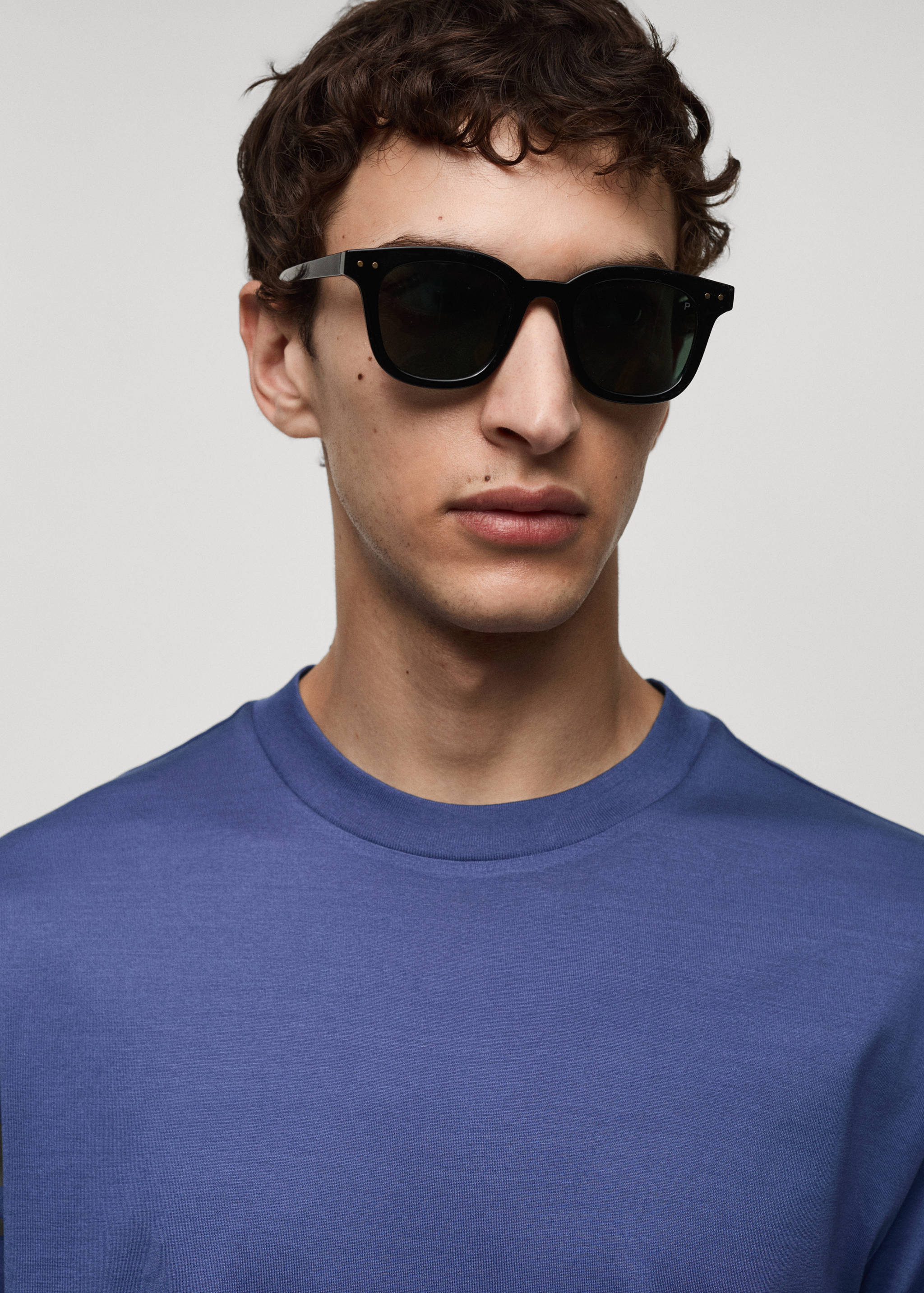 Slim-Fit-T-Shirt aus 100 % Baumwolle - Detail des Artikels 1