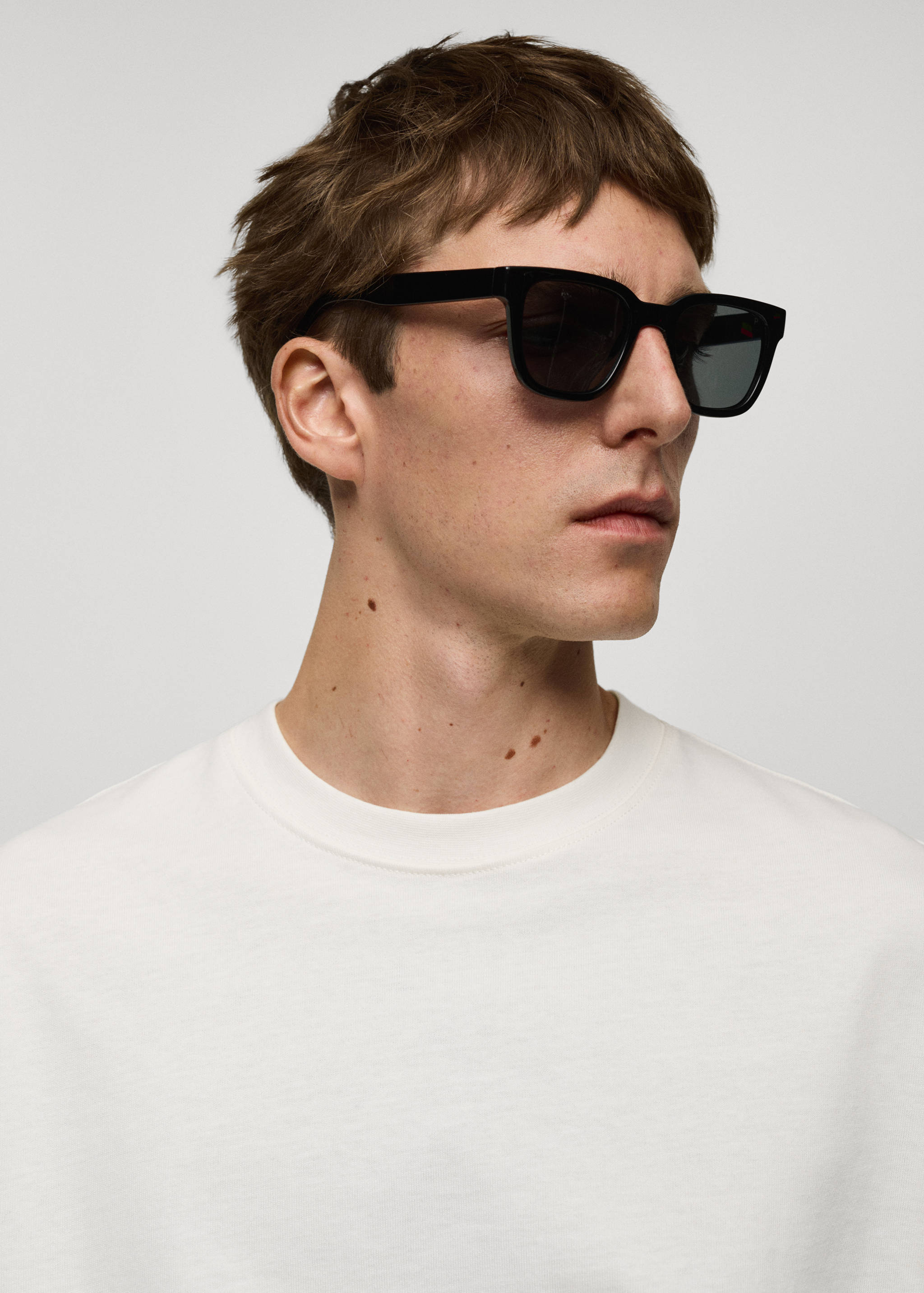 Basic 100% cotton relaxed-fit t-shirt - Details of the article 1