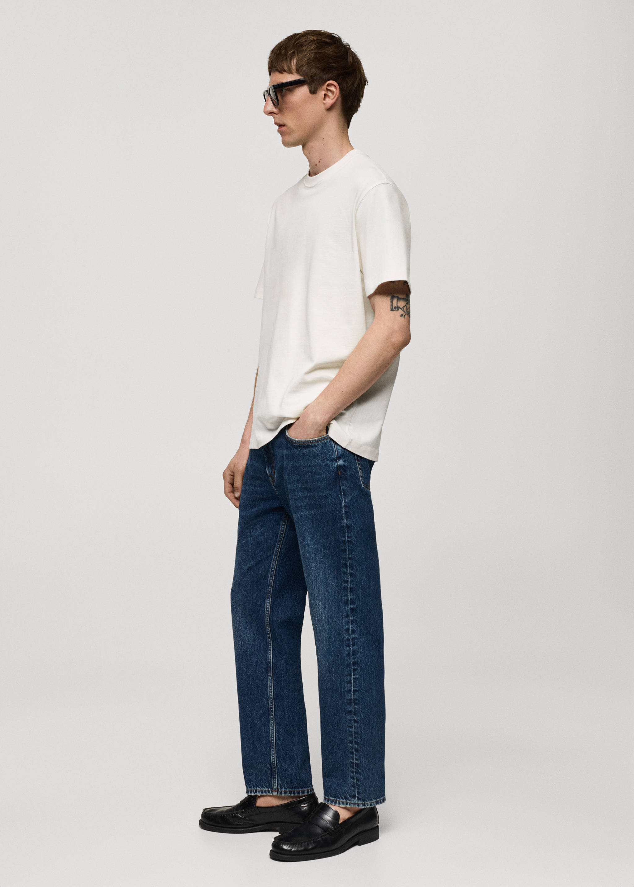 Basic 100% cotton relaxed-fit t-shirt - Details of the article 2