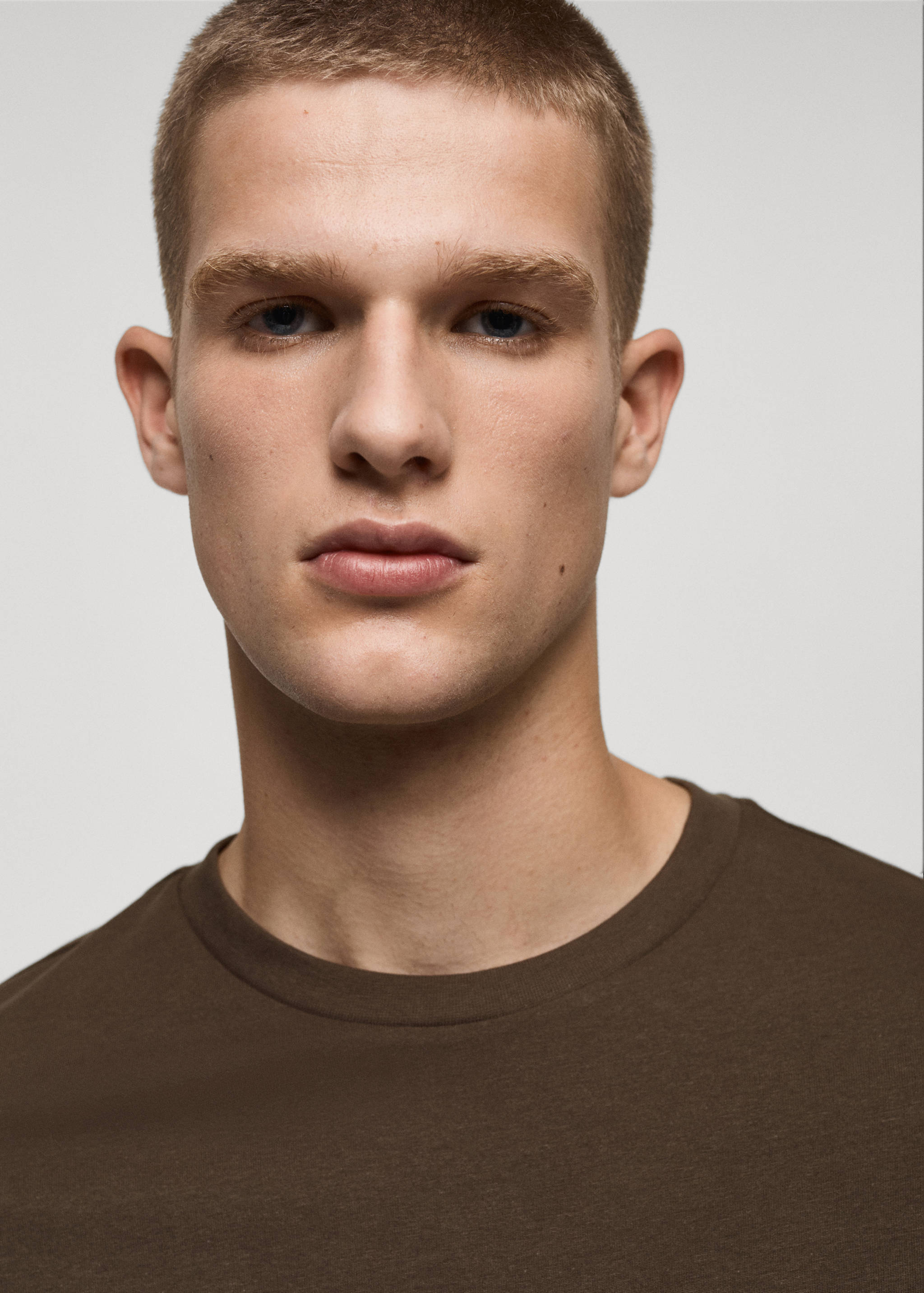 Slim Fit-Baumwoll-T-Shirt - Detail des Artikels 1