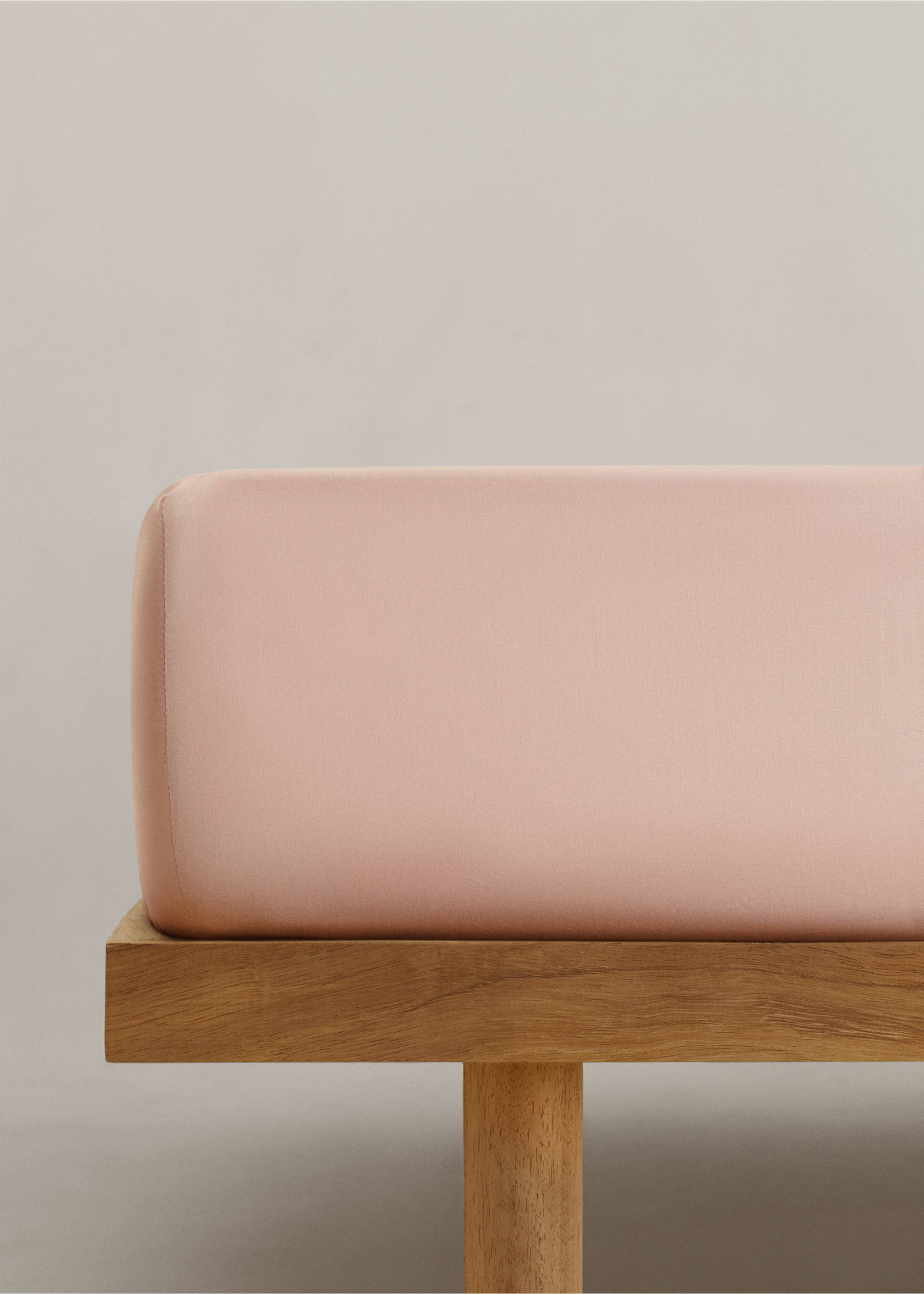 Washed cotton fitted sheet for single bed - Article without model, Light Pink. Ref: 77070619-00.