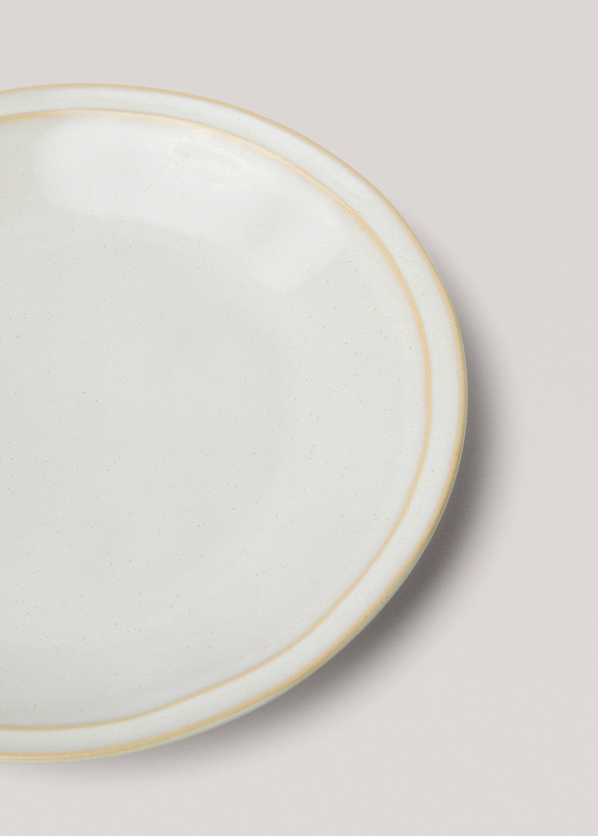 Aged double-edged stoneware dinner plate - Details of the article 3