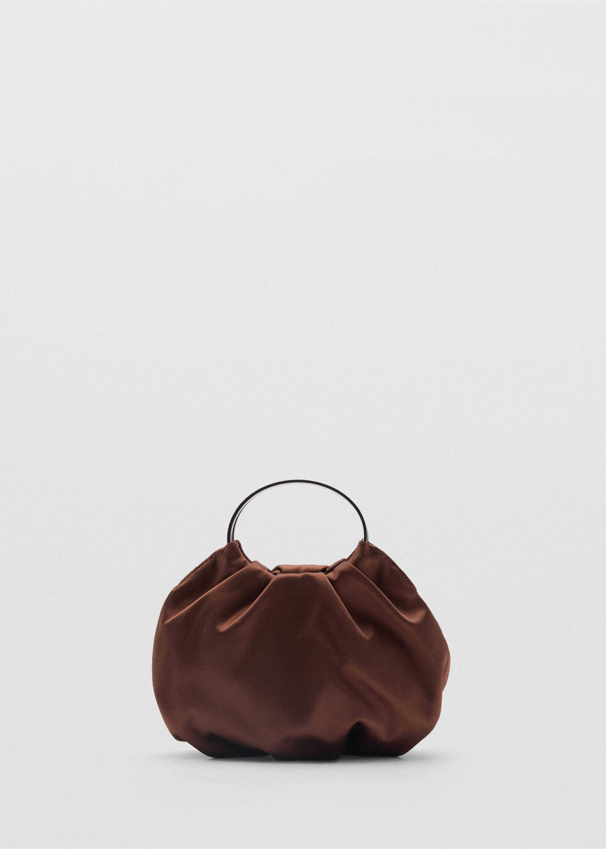Satinierte Tasche mit Metallring - Artikel ohne Model, Braun. Ref: 77070624-00.