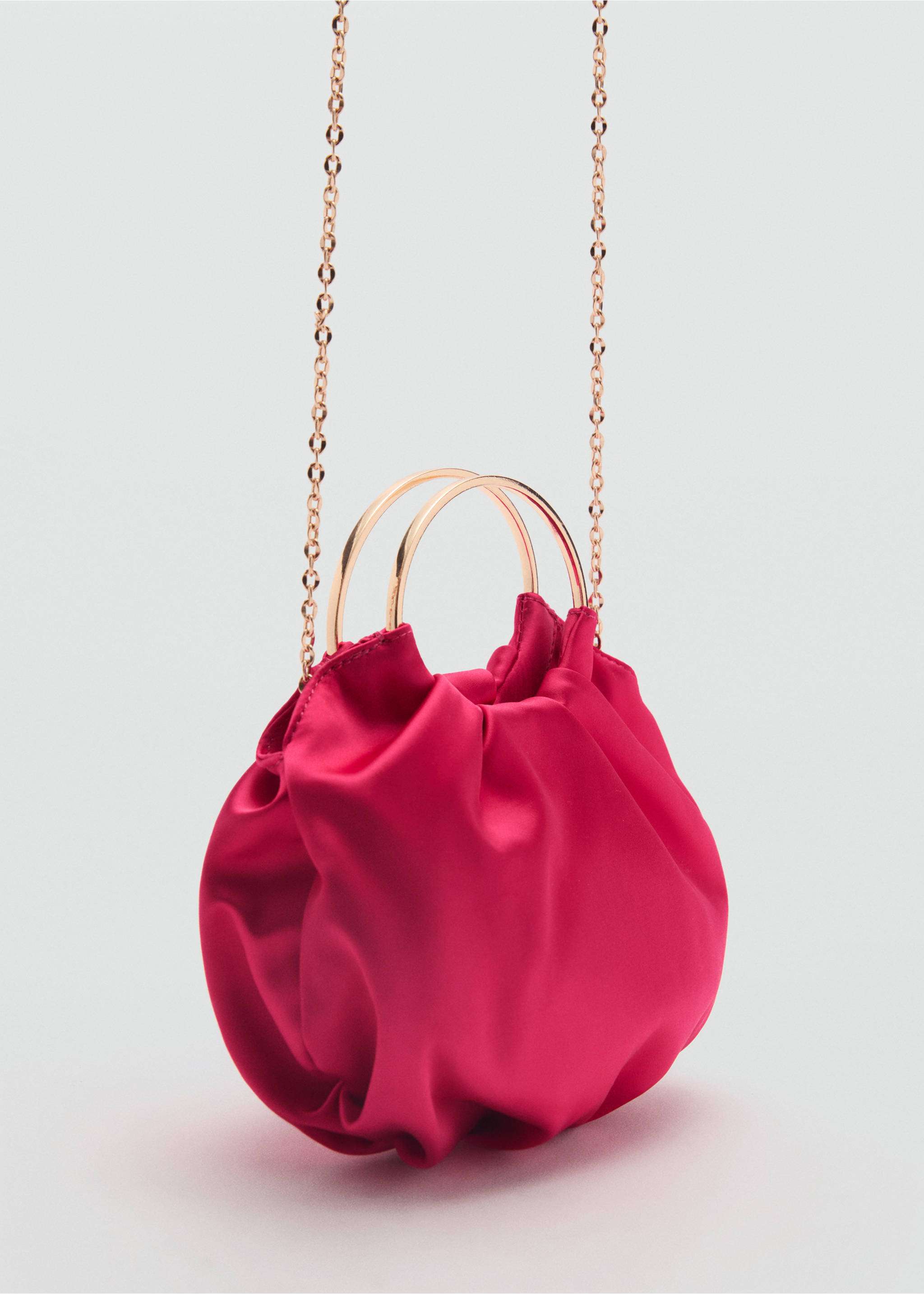 Satin bag with metal ring - Medium plane, Fuchsia. Ref: 77070624-00.