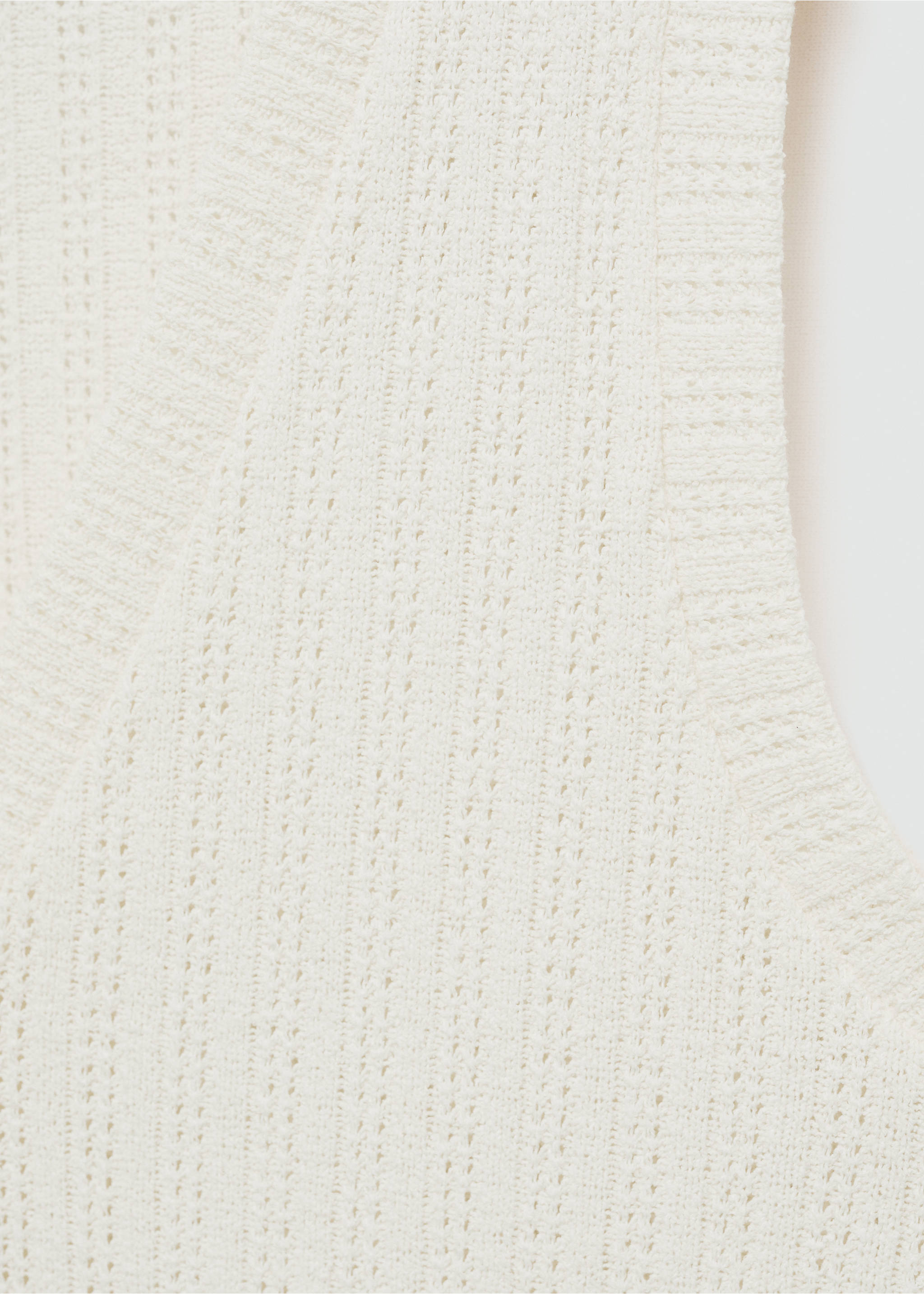 Crochet waistcoat with buttons - Details of the article 0, Ecru. Ref: 77072005-00.