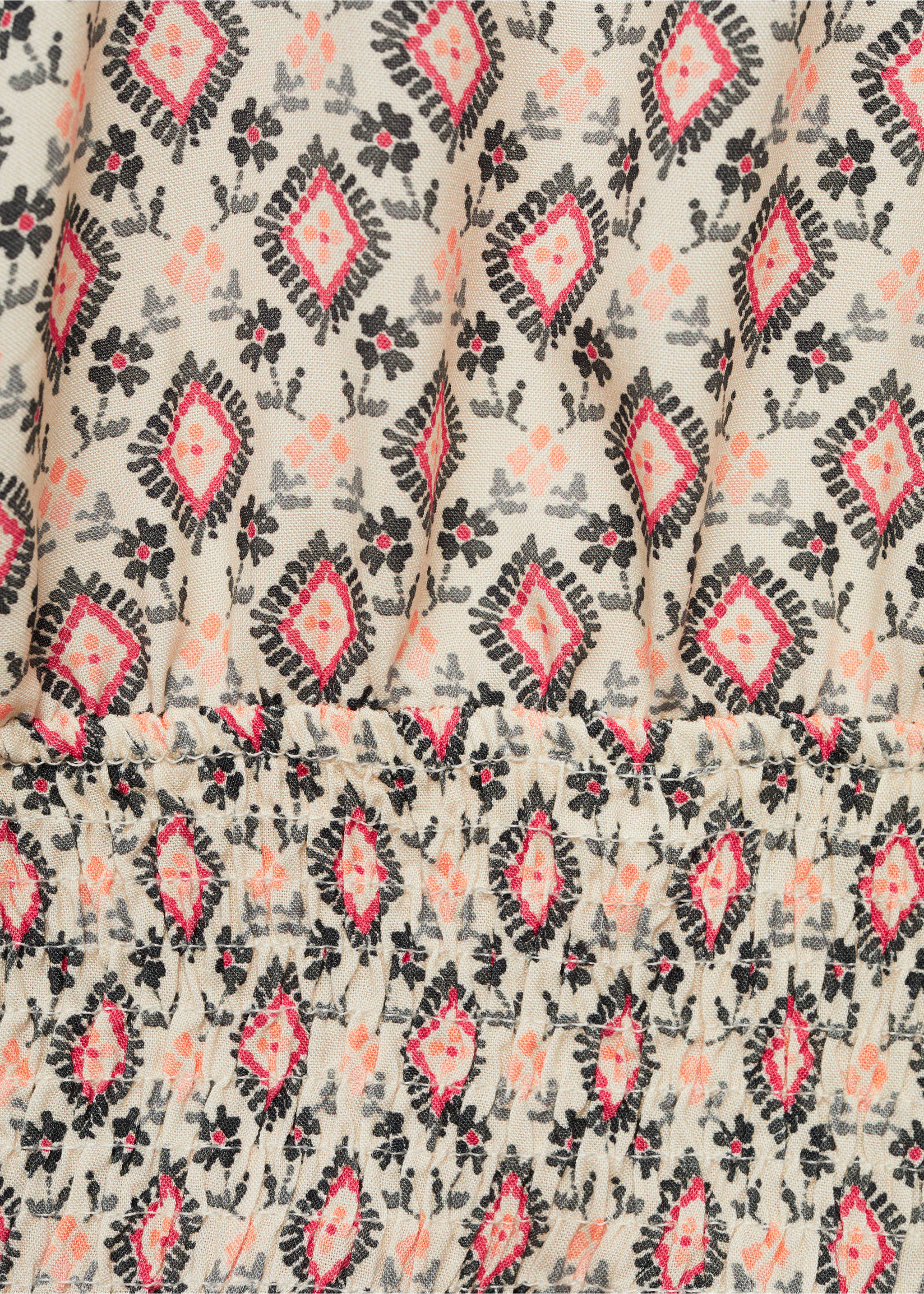 Printed halter-neck cropped top - Details of the article 8, Peach. Ref: 77072008-00.