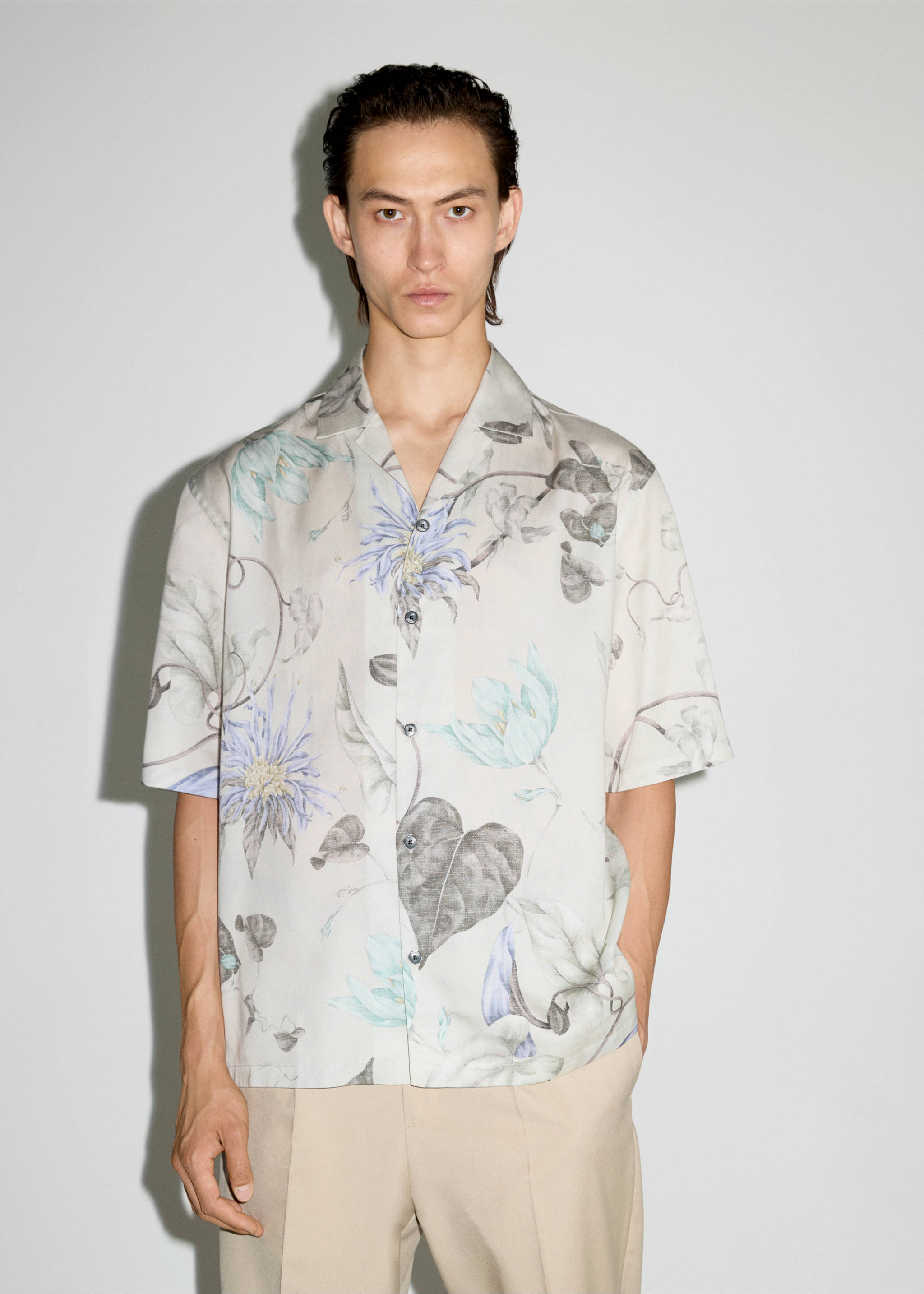 Flowy floral print shirt - Details of the article 3, Grey. Ref: 77072545-00.