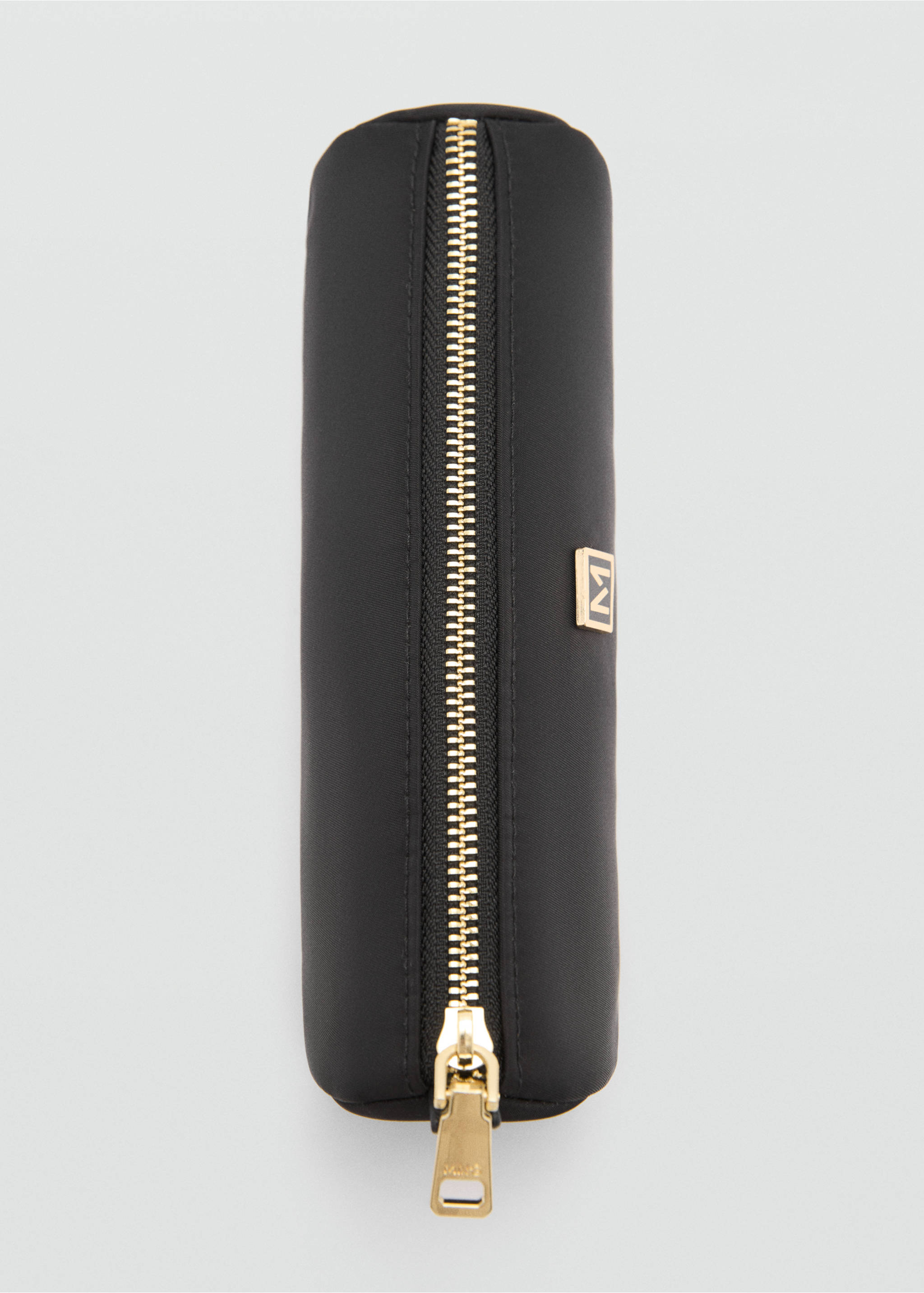 Etui met rits en logo - Detail van het artikel 1, Zwart. Ref: 77072548-00.