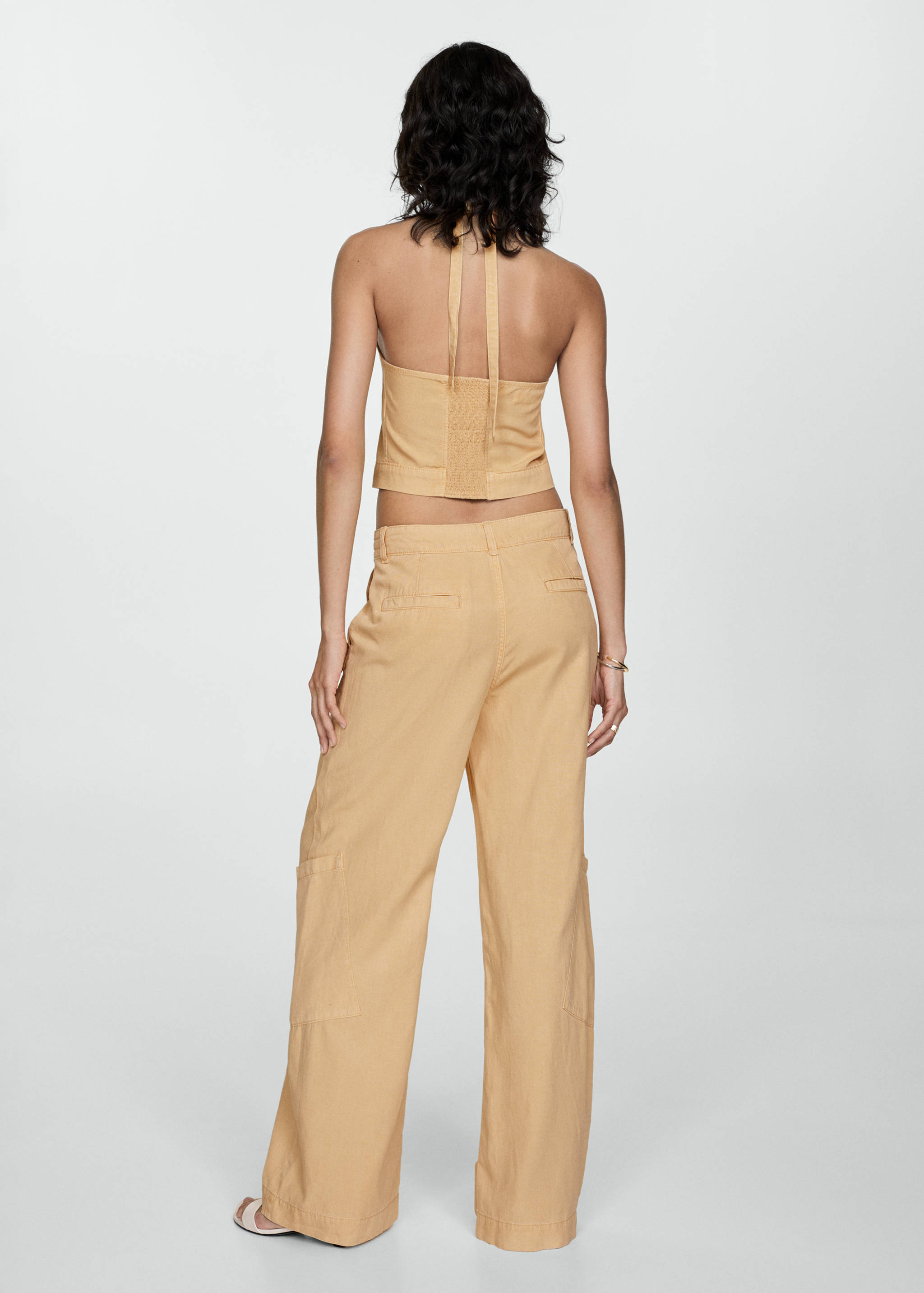 Calças de liocel com cordão ajustável - Verso do artigo