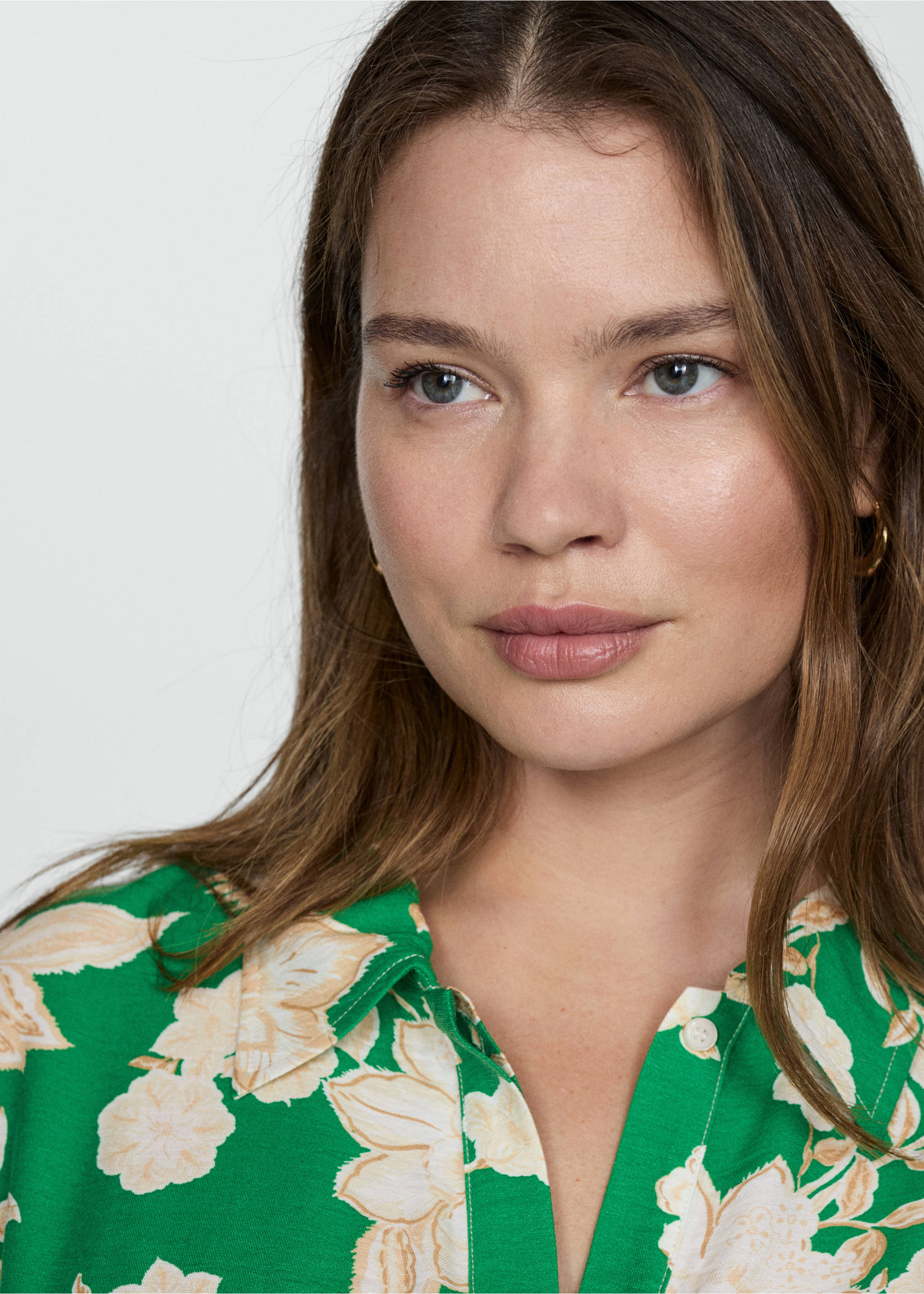 Flower short jumpsuit - Details of the article 4, Green. Ref: 77072919-00.