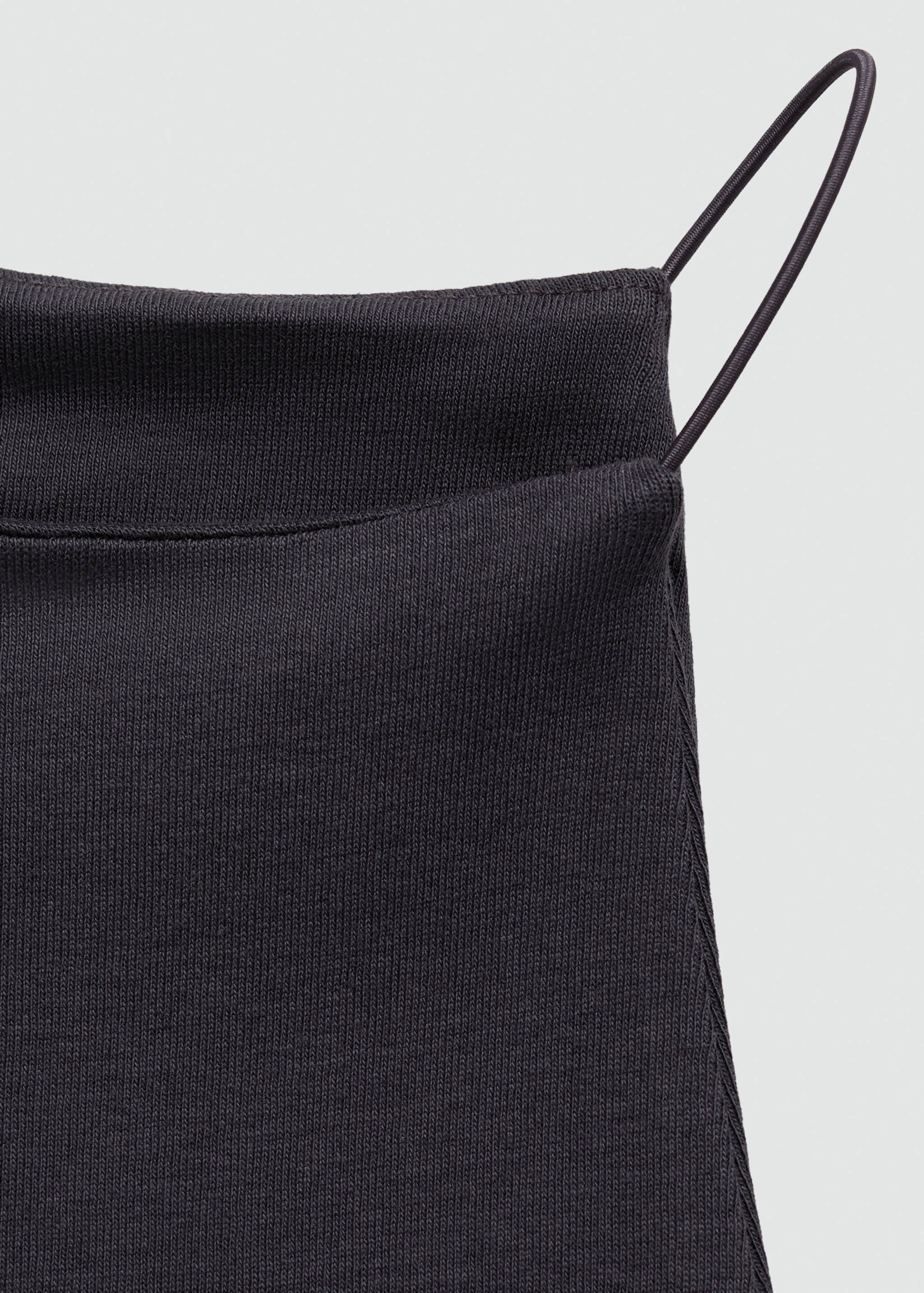 Přiléhavé šaty halter - Detail zboží 8