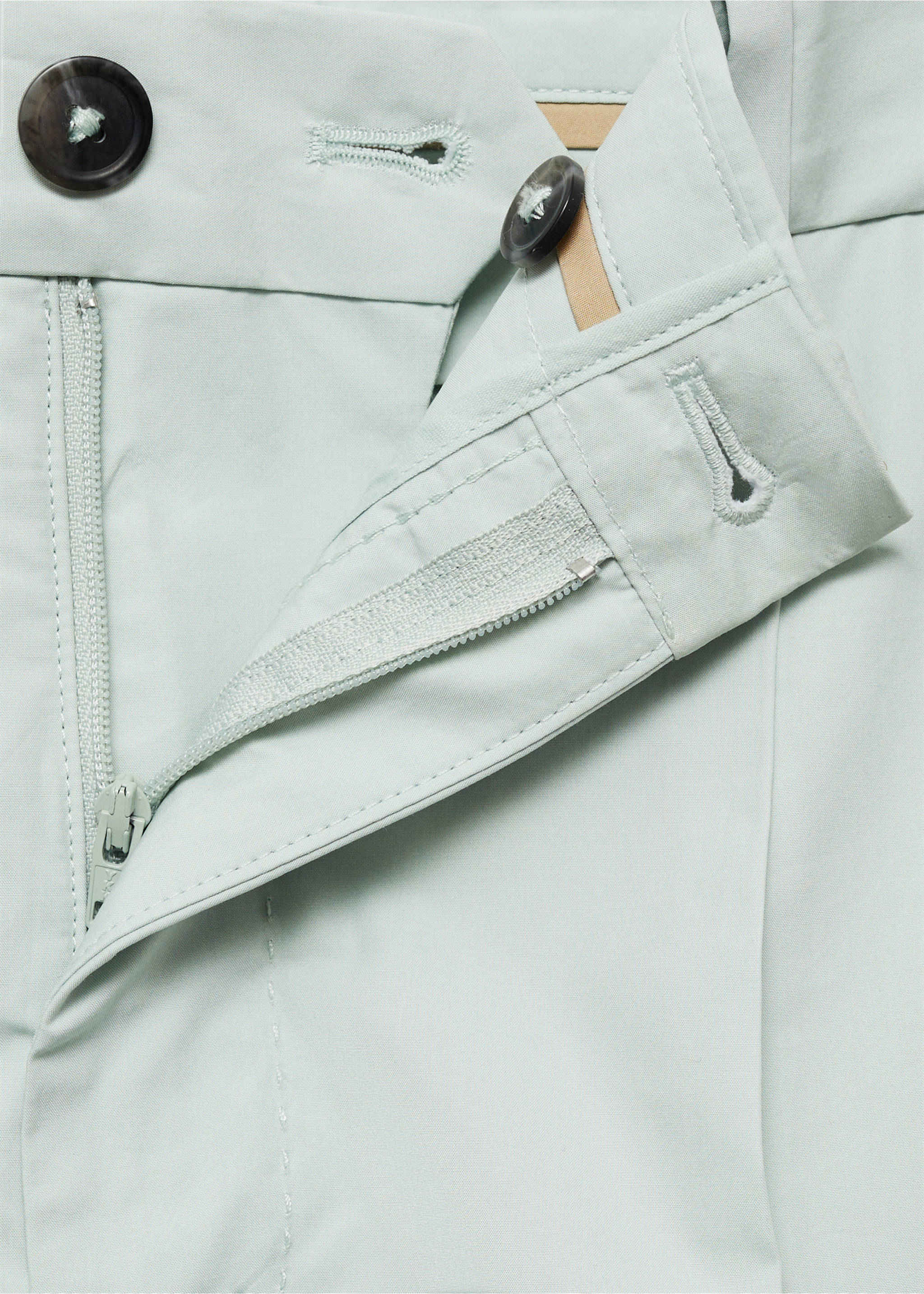 Relaxed-fit bermuda shorts - Details of the article 8, Pastel Green. Ref: 77073259-00.