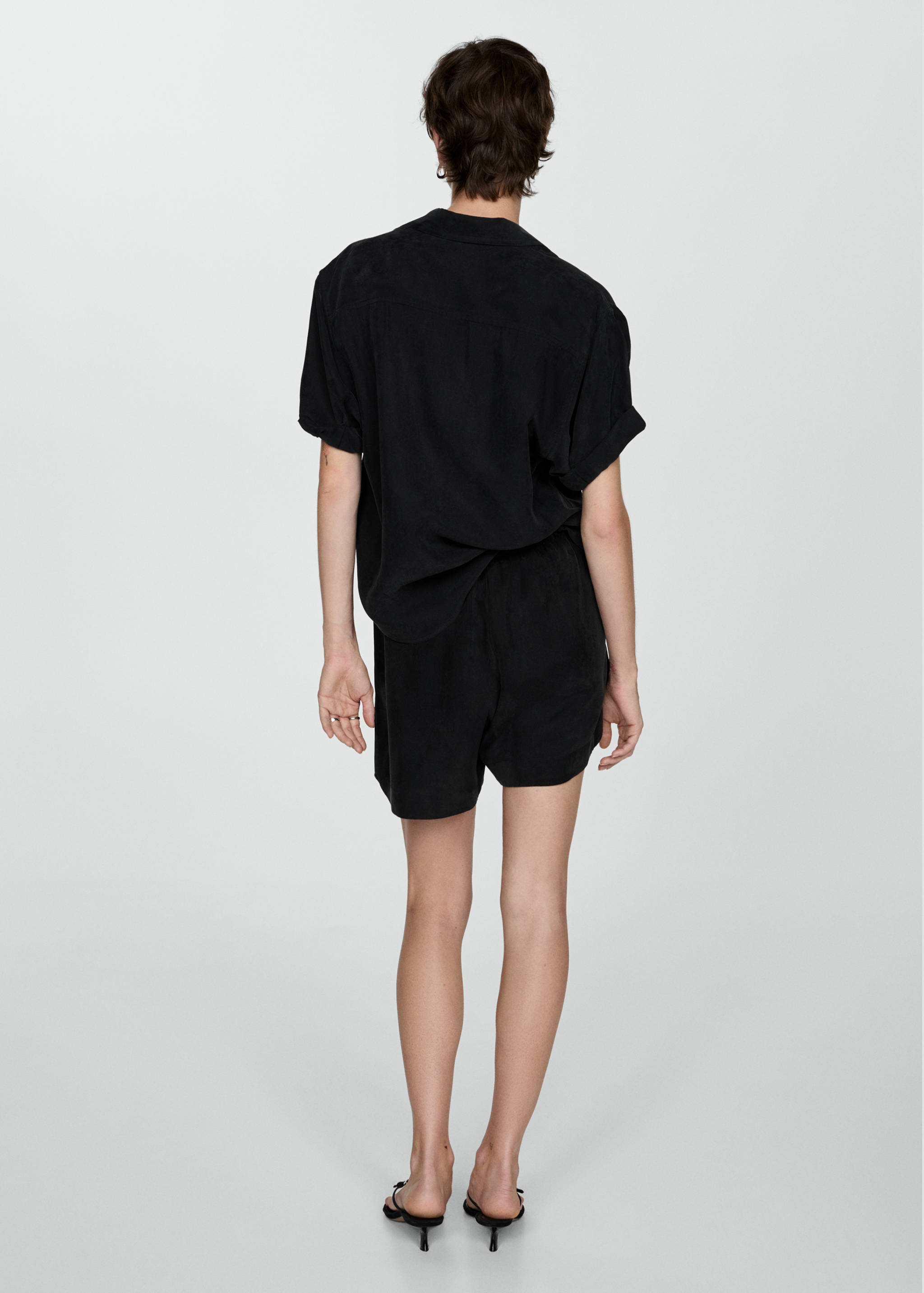 High-waisted straight-fit cupro shorts - Reverse of the article