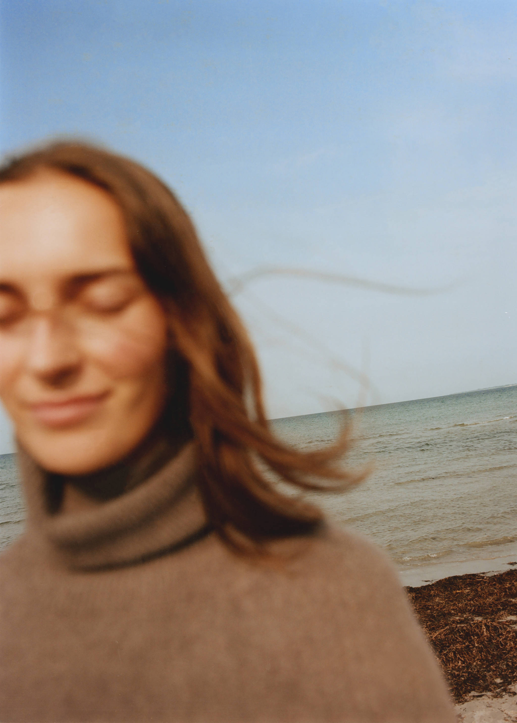 Turtleneck knit sweater - Details of the article 7