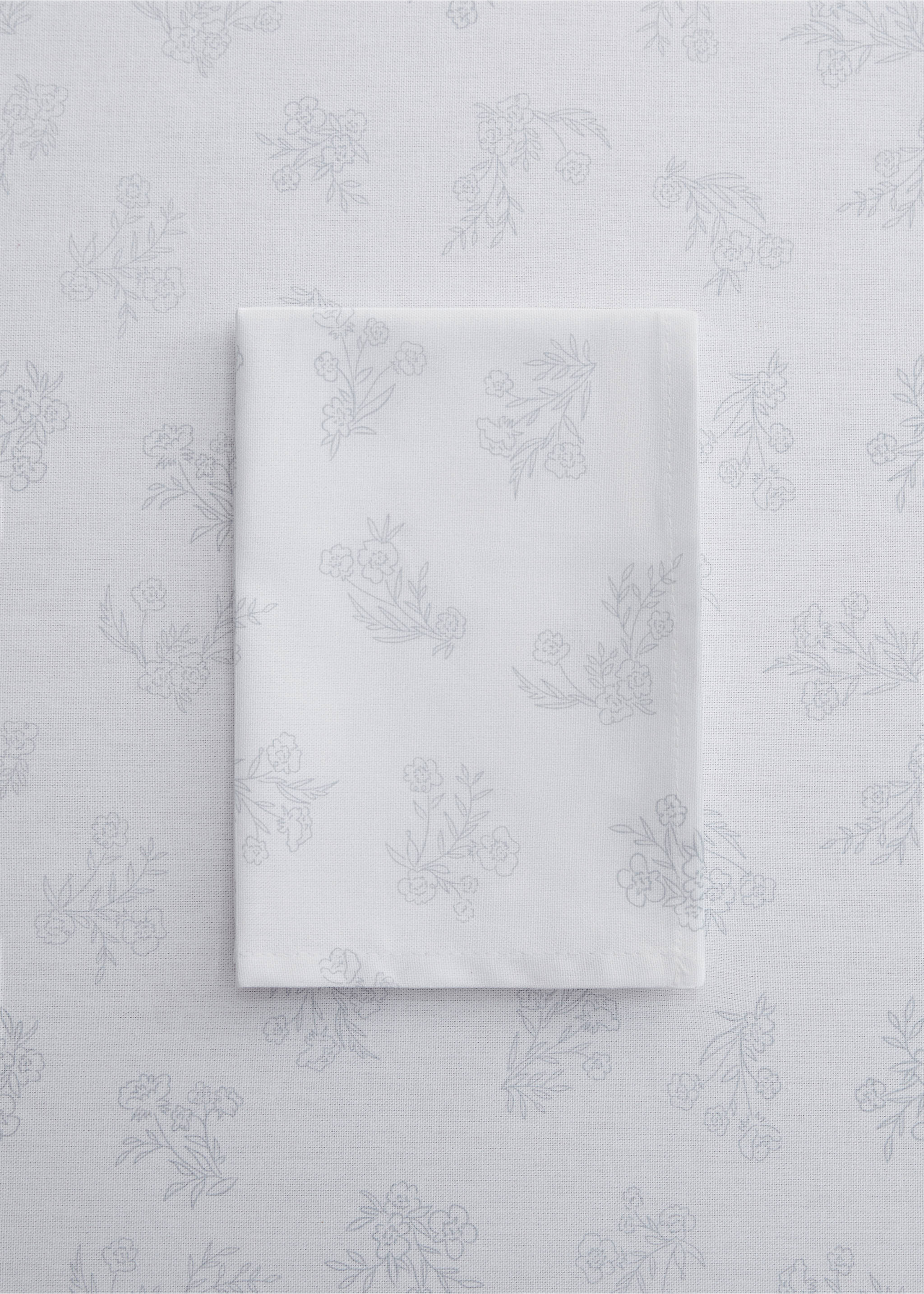 Cotton floral-design napkin - General plane, White. Ref: 77073277-00.