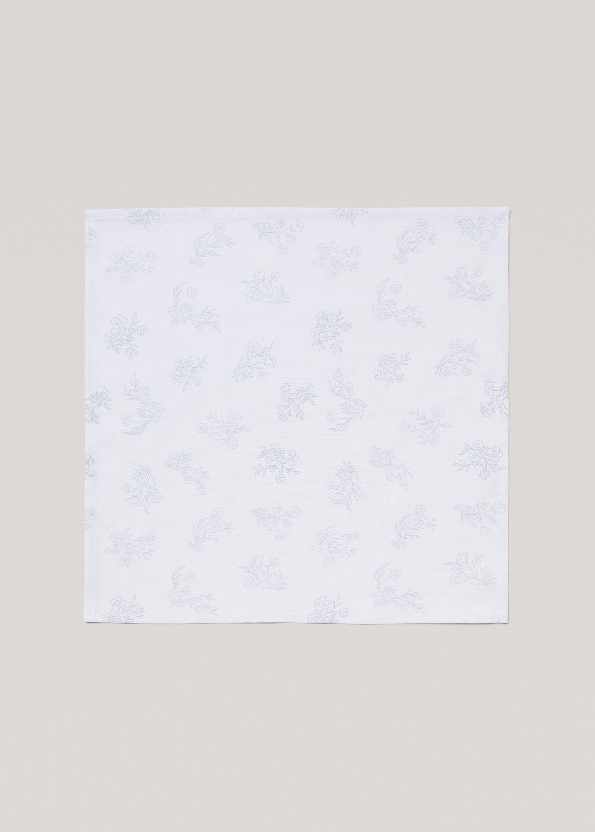 Cotton floral-design napkin - Details of the article 1