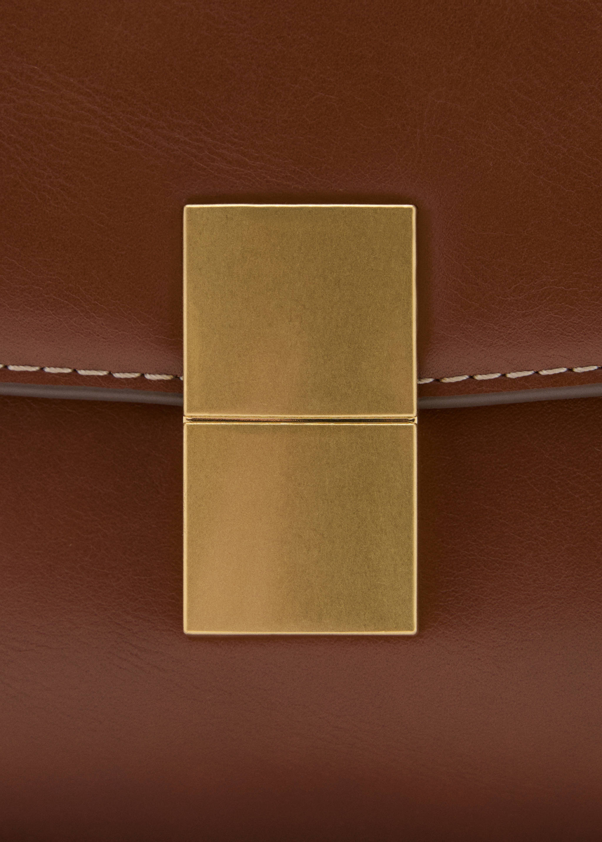 Crossbody bag with metal closure - Details of the article 2