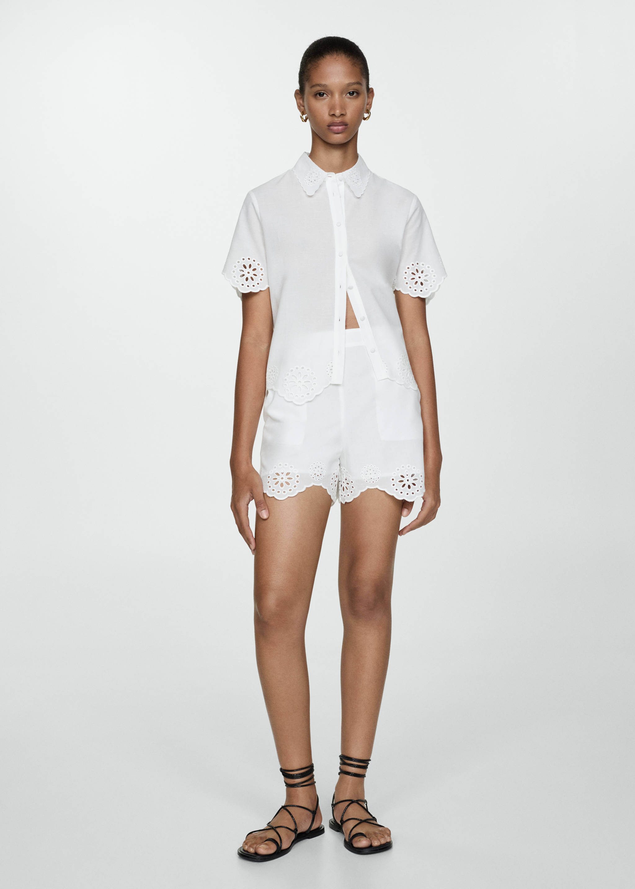 Short détails ajourés broderies - Plan général