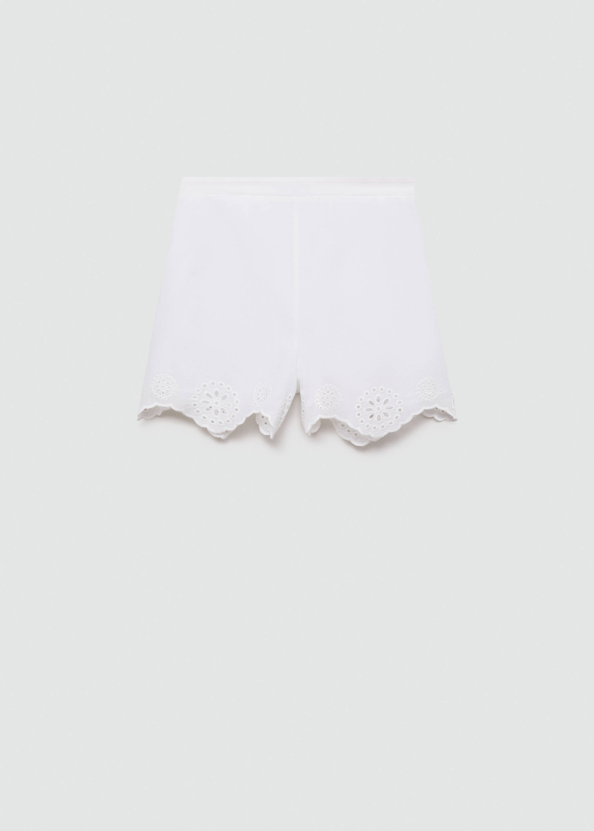 Shorts calados bordados - Artículo sin modelo