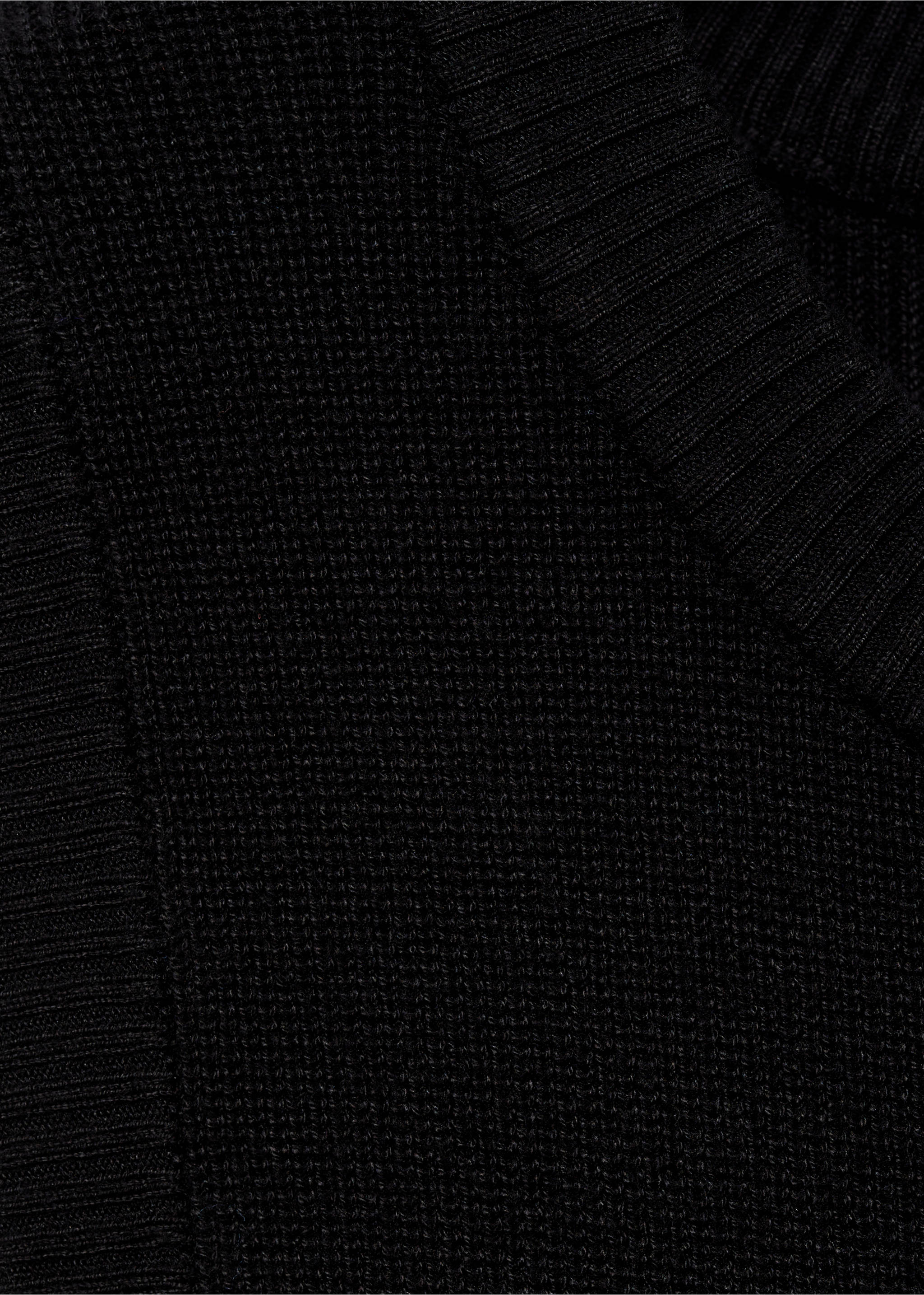 Knit long dress - Details of the article 8, Black. Ref: 77074032-00.