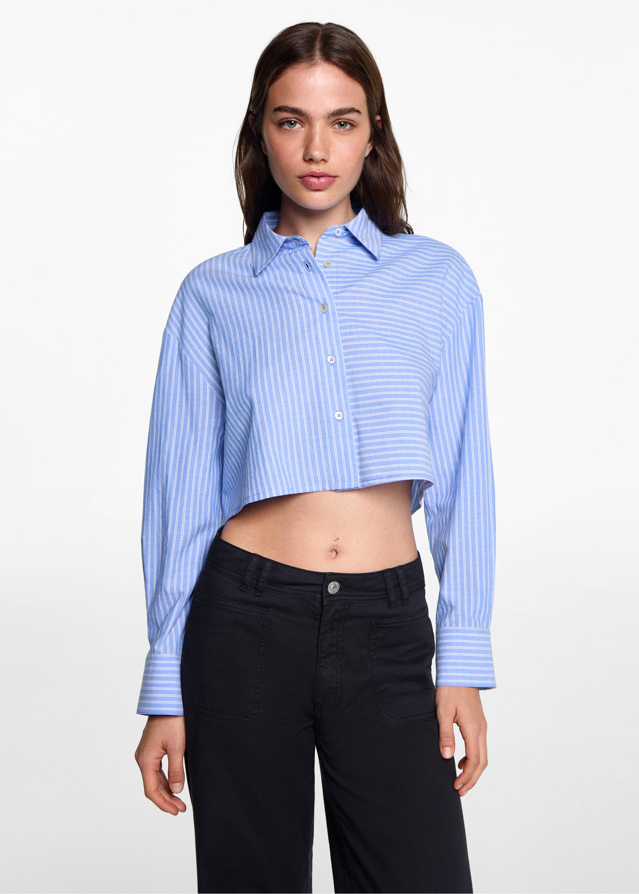 Gerade Hose mit Taschen - Detail des Artikels 1, Petrolblau. Ref: 77074049-00.