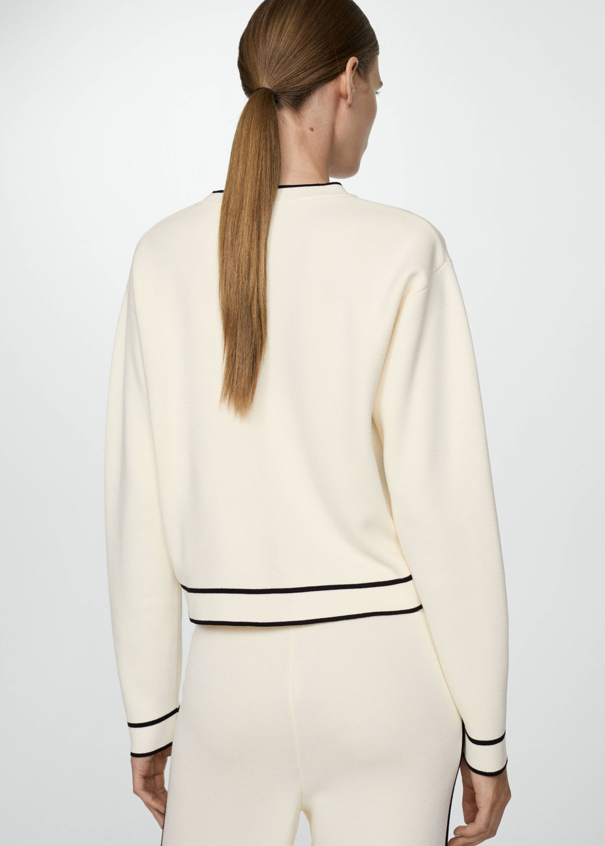 Contrast trim sweater - Reverse of the article
