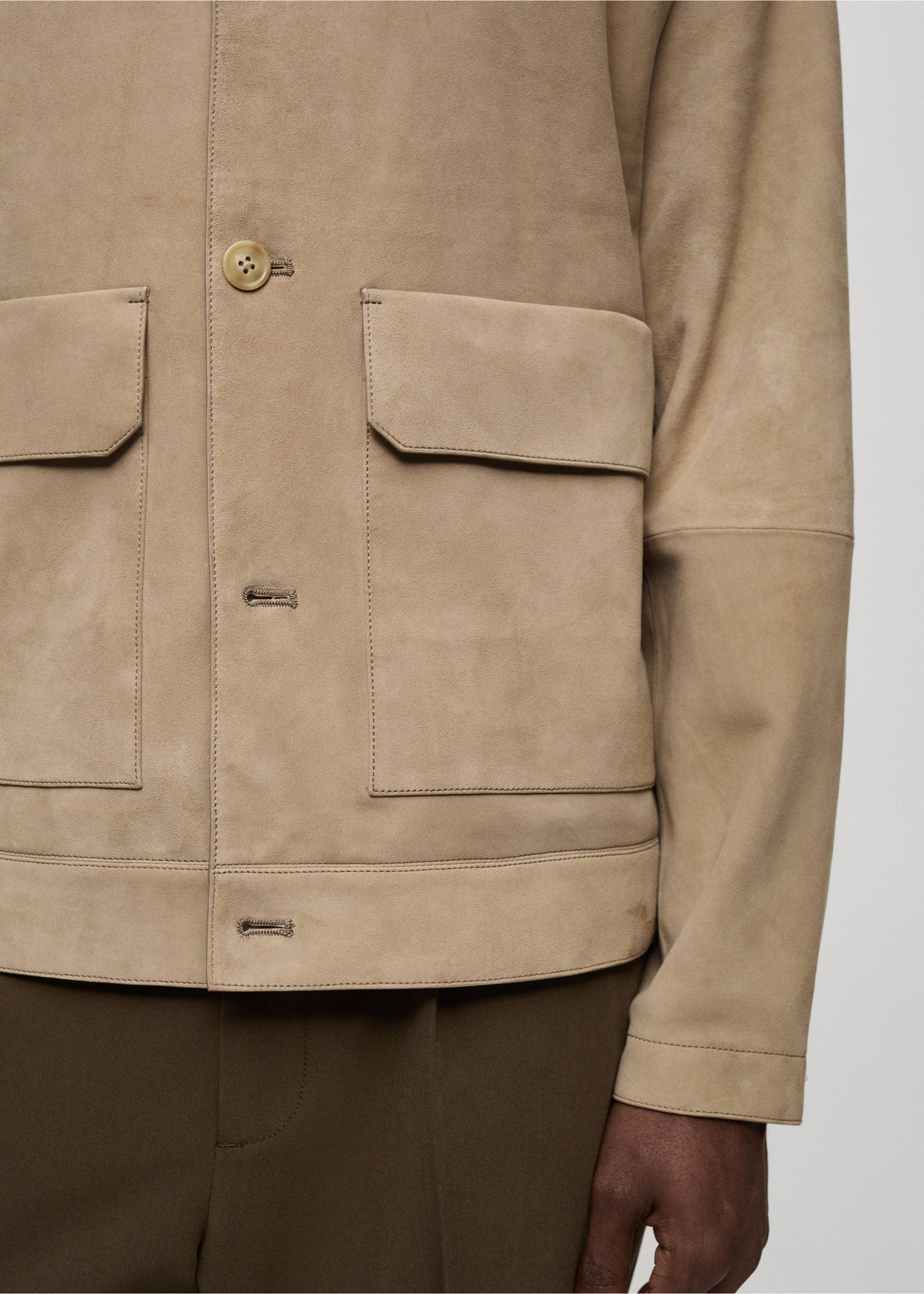 Blouson 100 % cuir daim poches - Détail de l'article 6, Gris clair/pastel. Ref: 77074433-00.