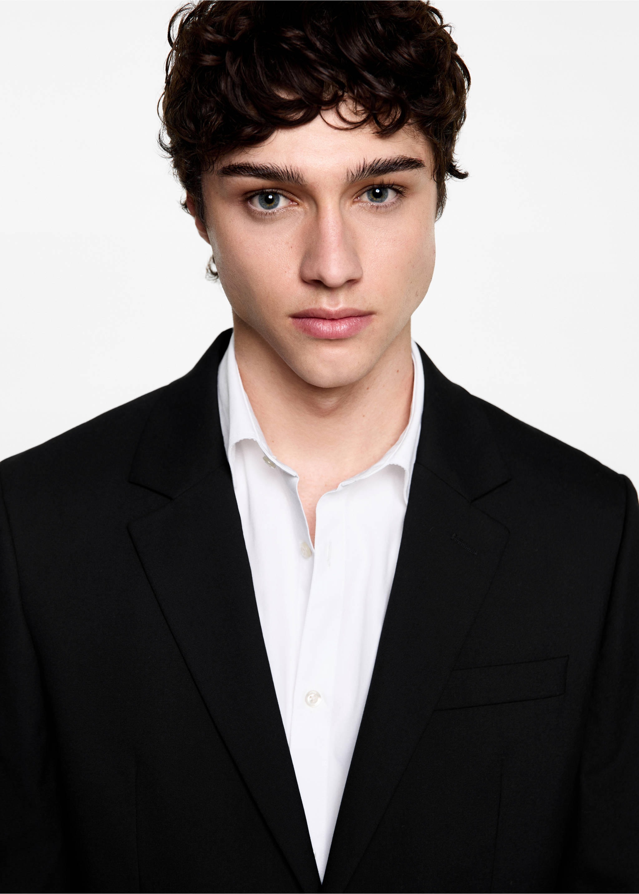 Veste de costume slim fit - Détail de l'article 1, Noir. Ref: 77074436-00.