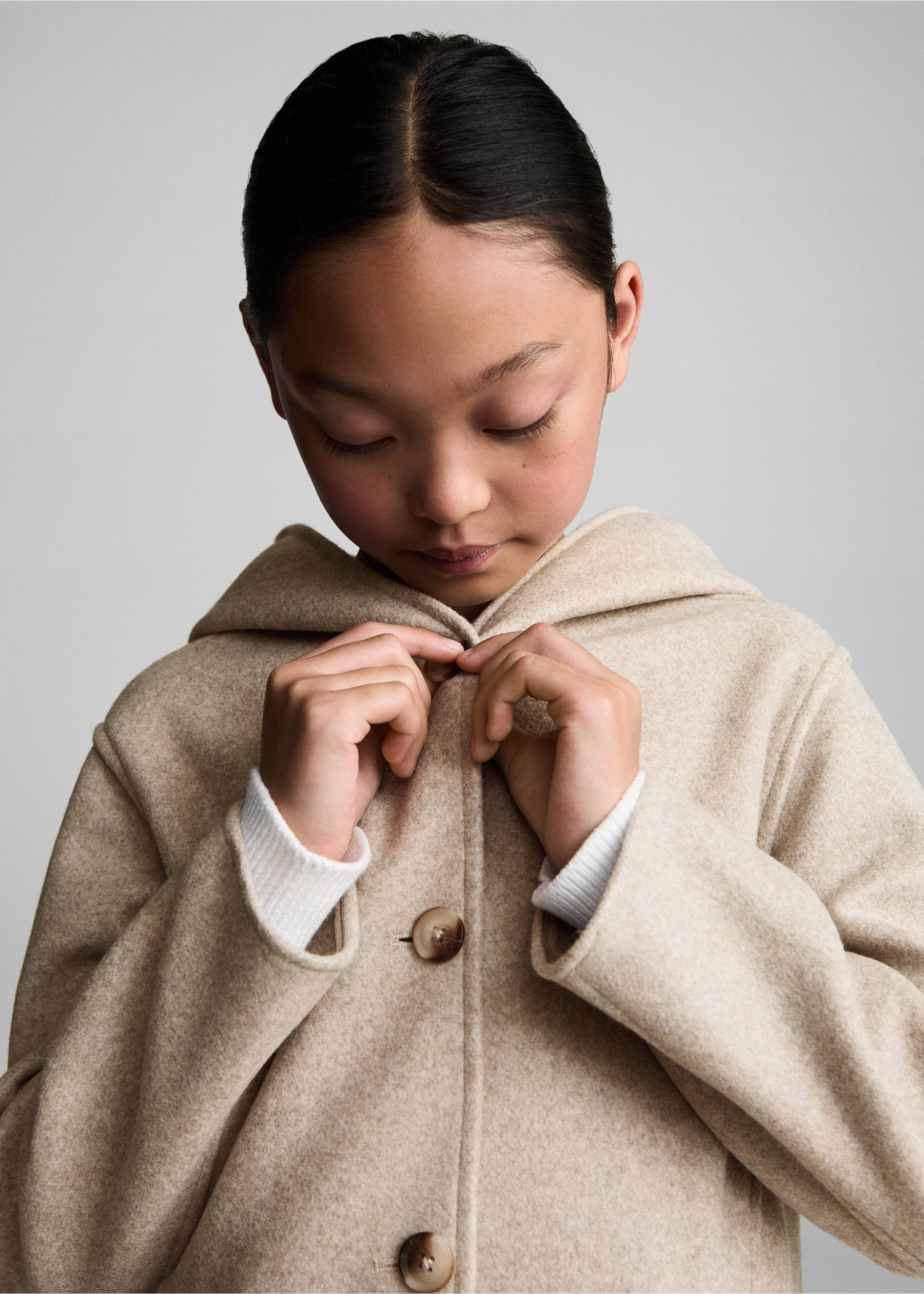 Hooded button coat - Details of the article 1, Beige. Ref: 77074441-00.