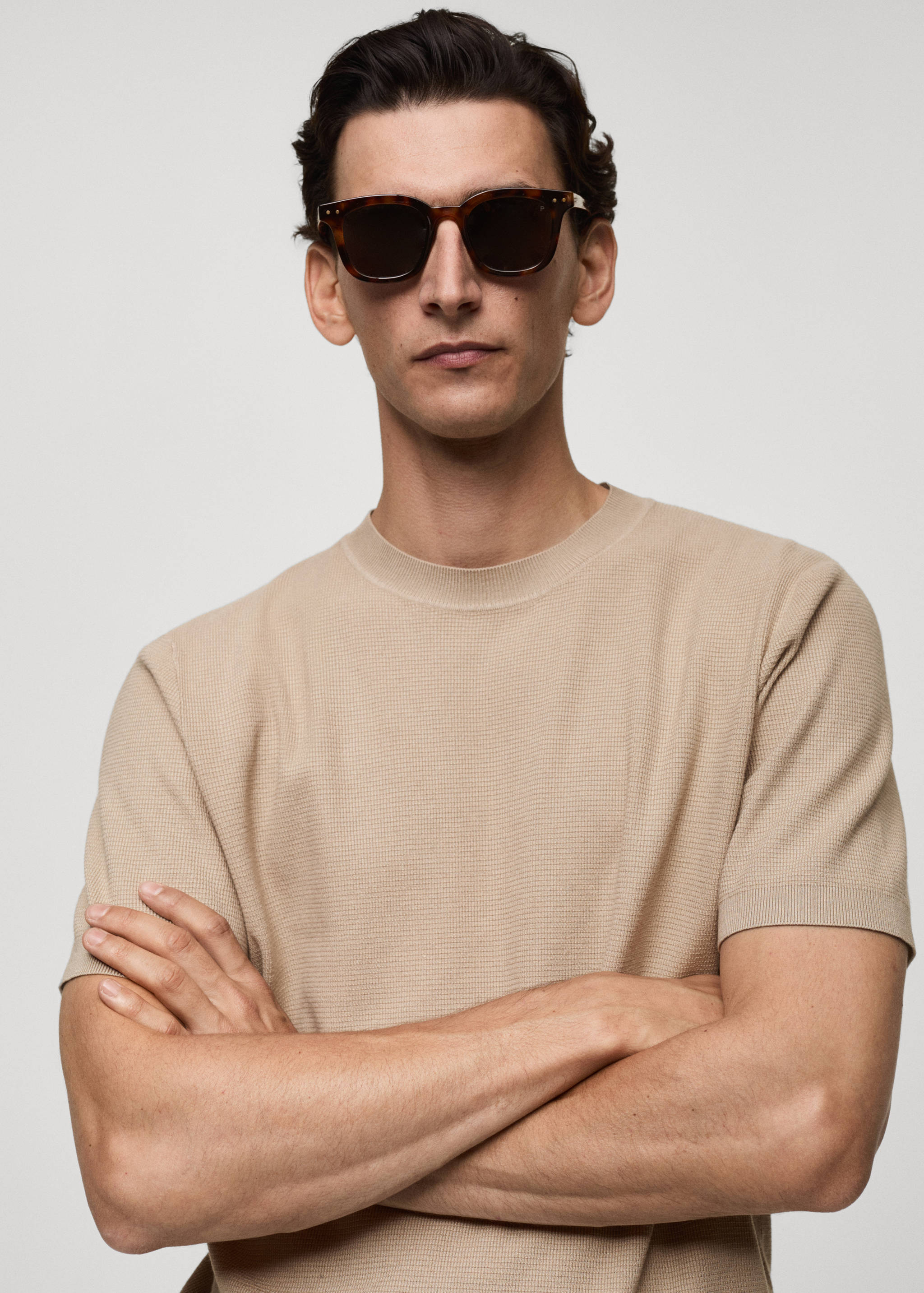 Structured knitted t-shirt - Details of the article 1