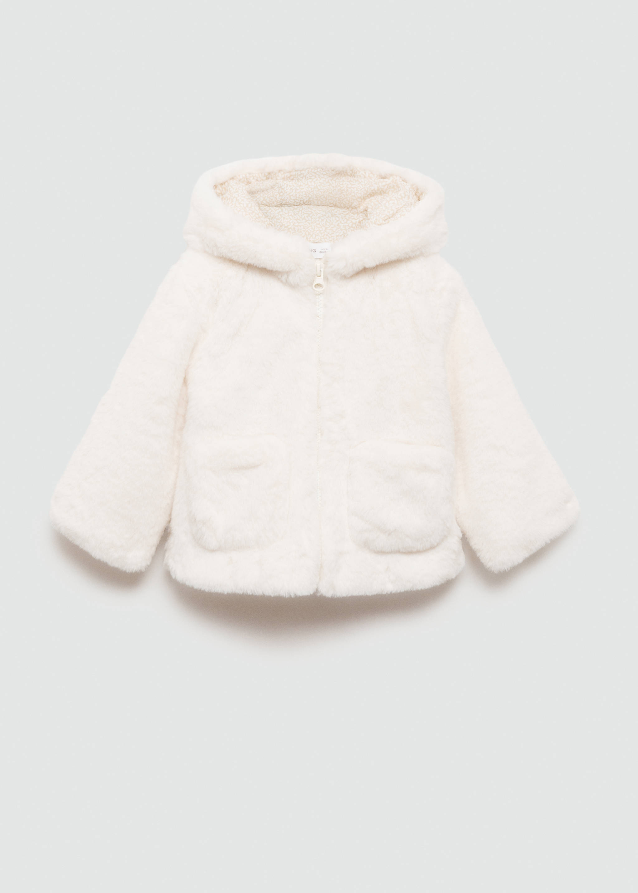 Fluffy coat - Article without model