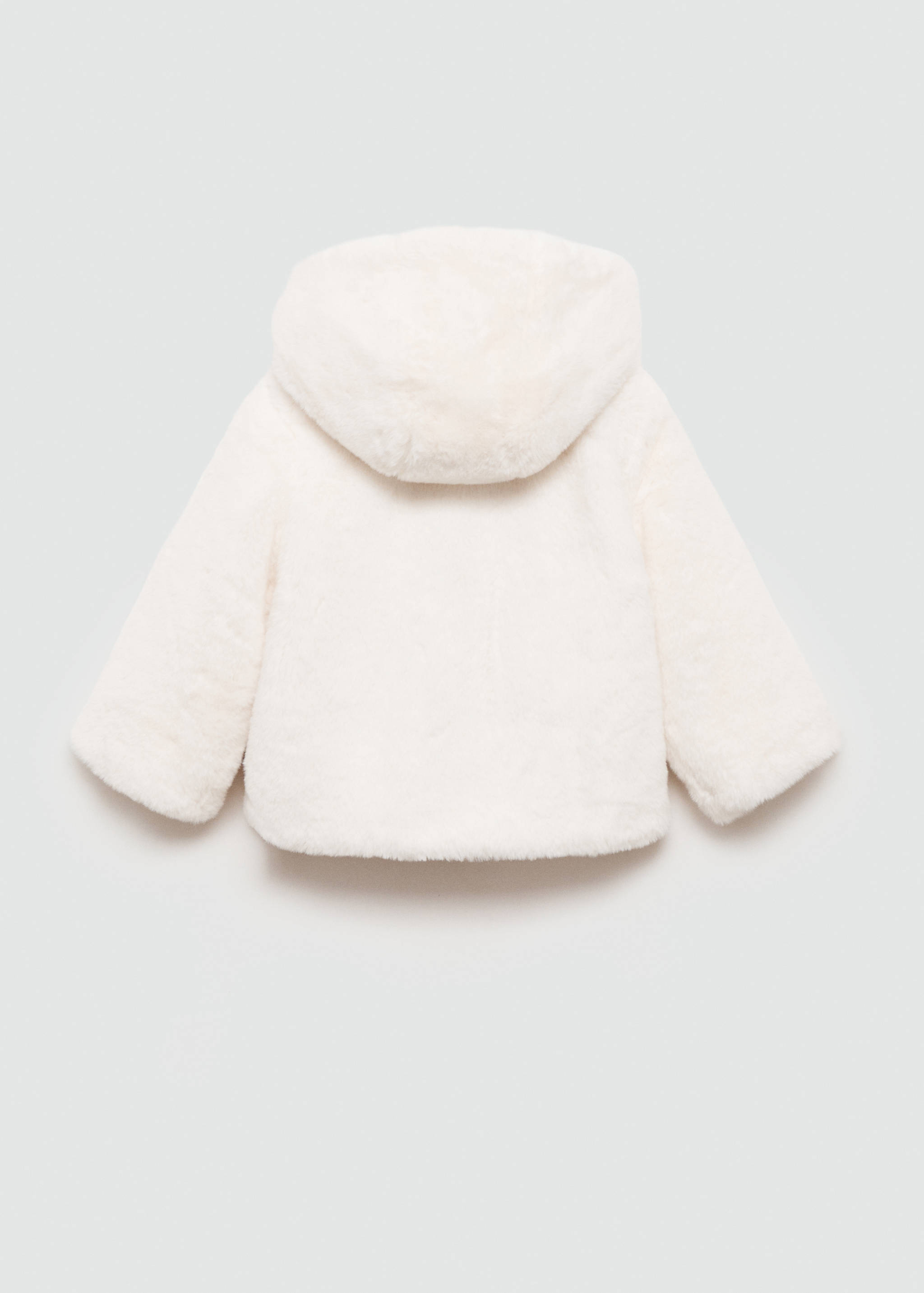 Fluffy coat - Reverse of the article