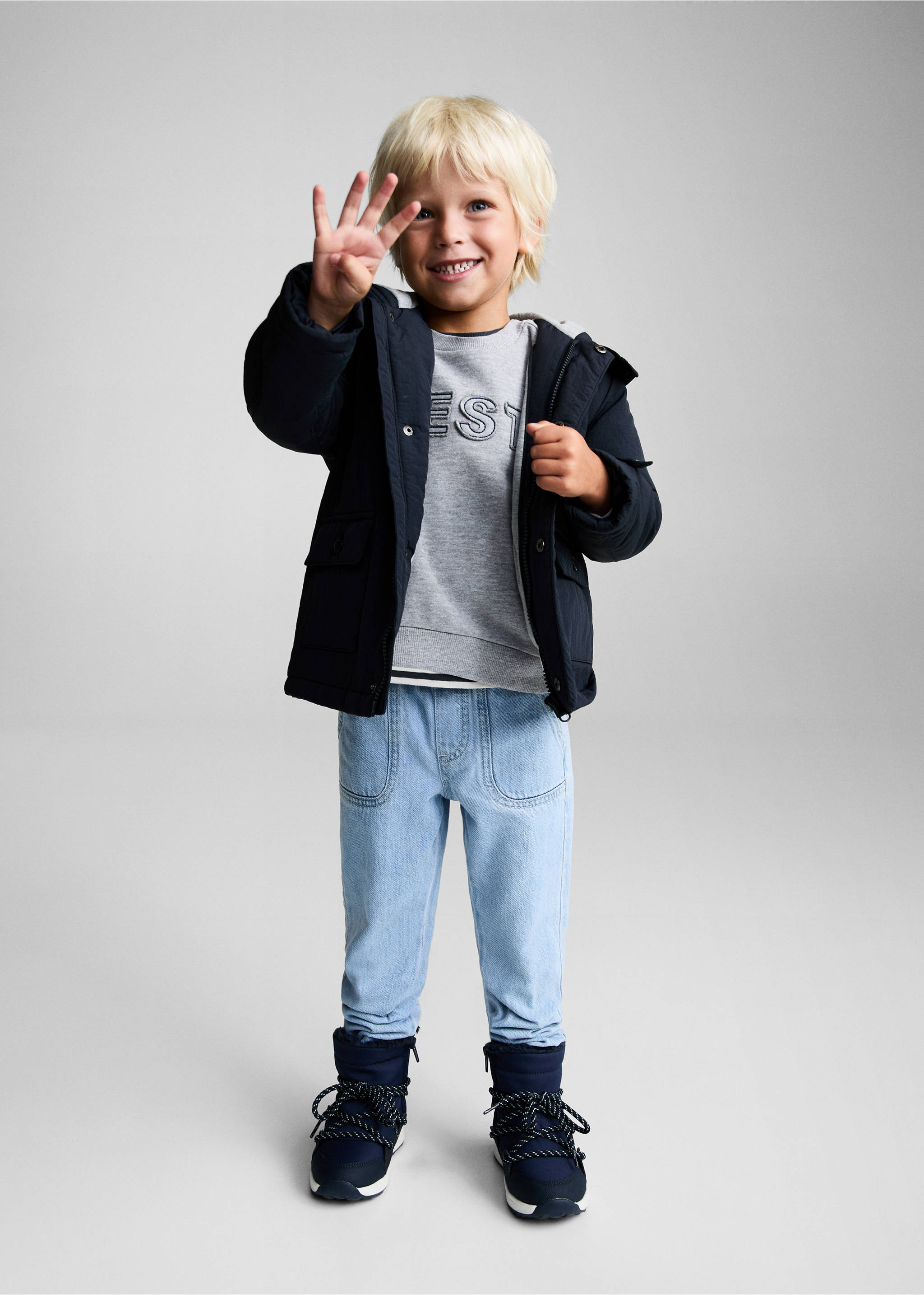 Kapuzenanorak mit Taschen - Allgemeine Ansicht, Dunkles Marineblau. Ref: 77074763-00.