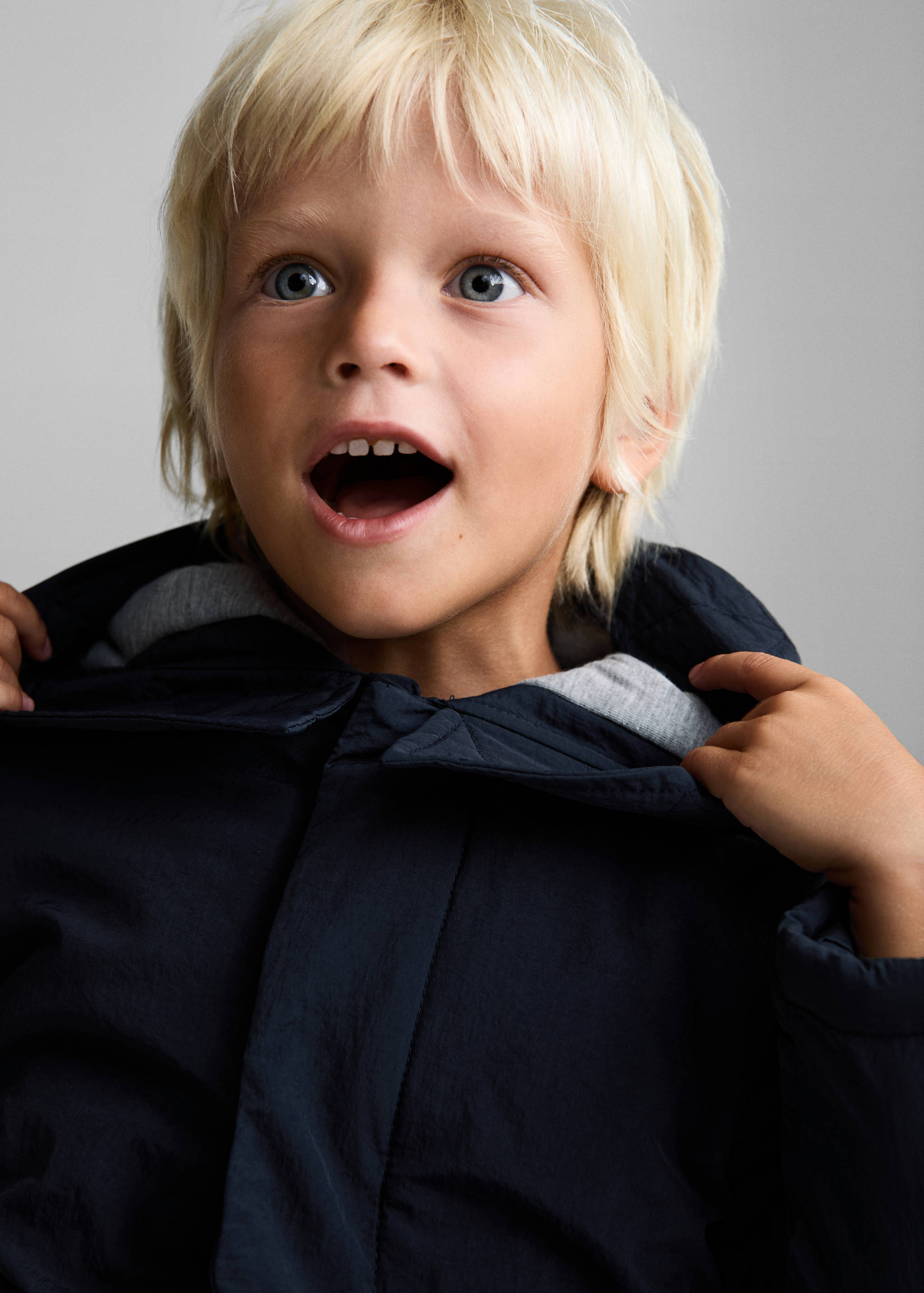 Kapuzenanorak mit Taschen - Detail des Artikels 1