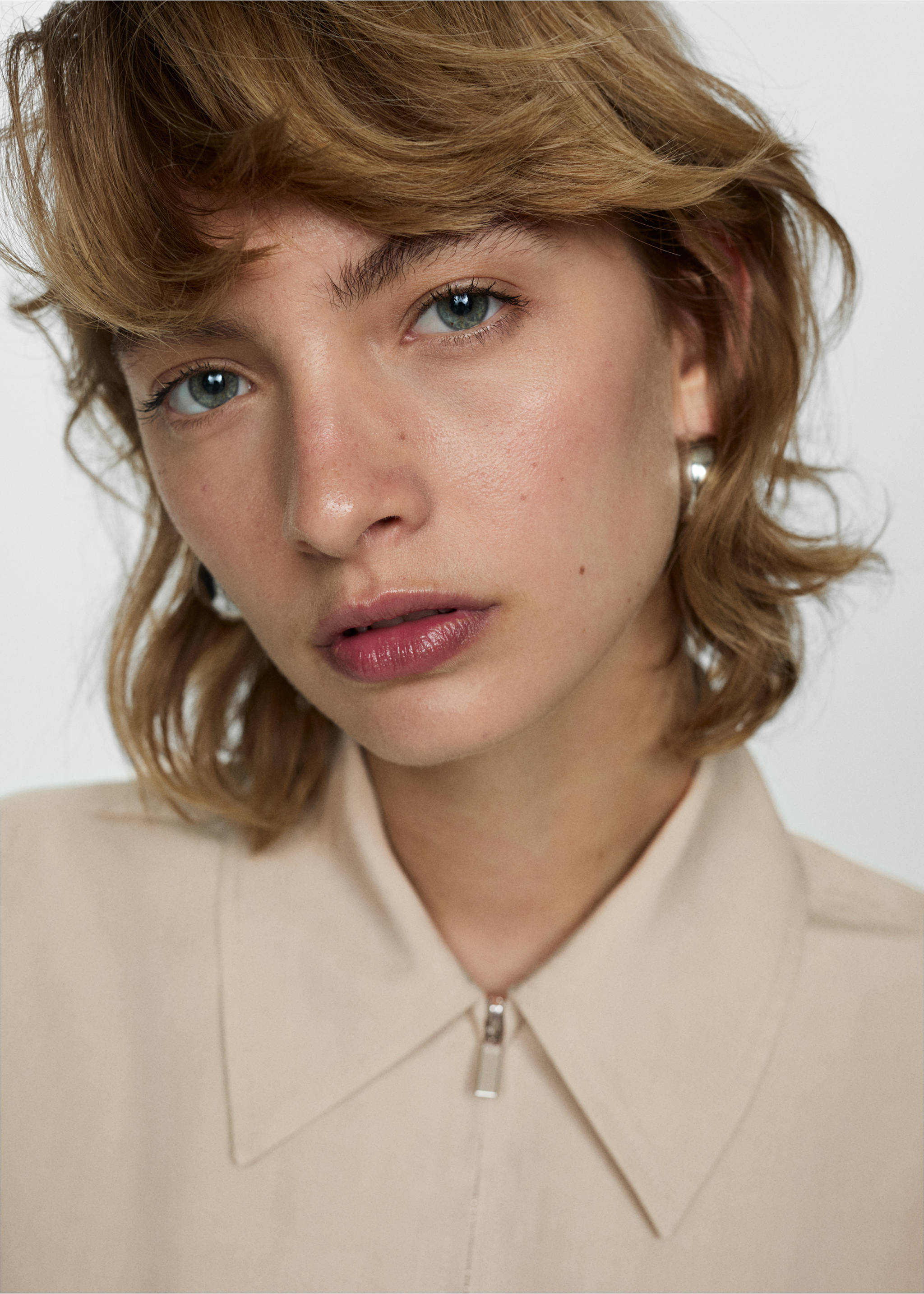 Lyocell shirt-collar jumpsuit - Details of the article 1, Beige. Ref: 77074770-00.