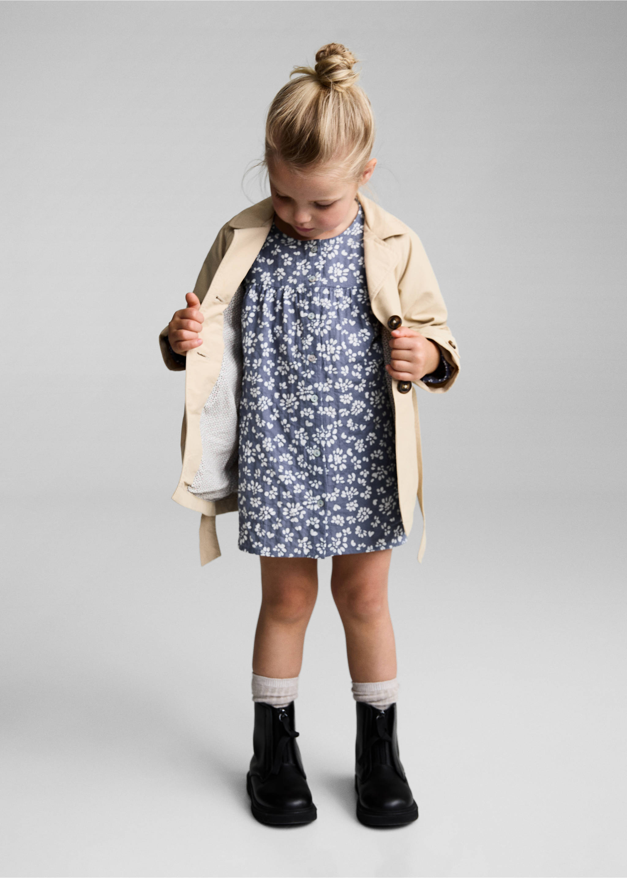 Sukienka z kwiatowym wzorem - Plan ogólny, Niebieski. Ref: 77074782-00.