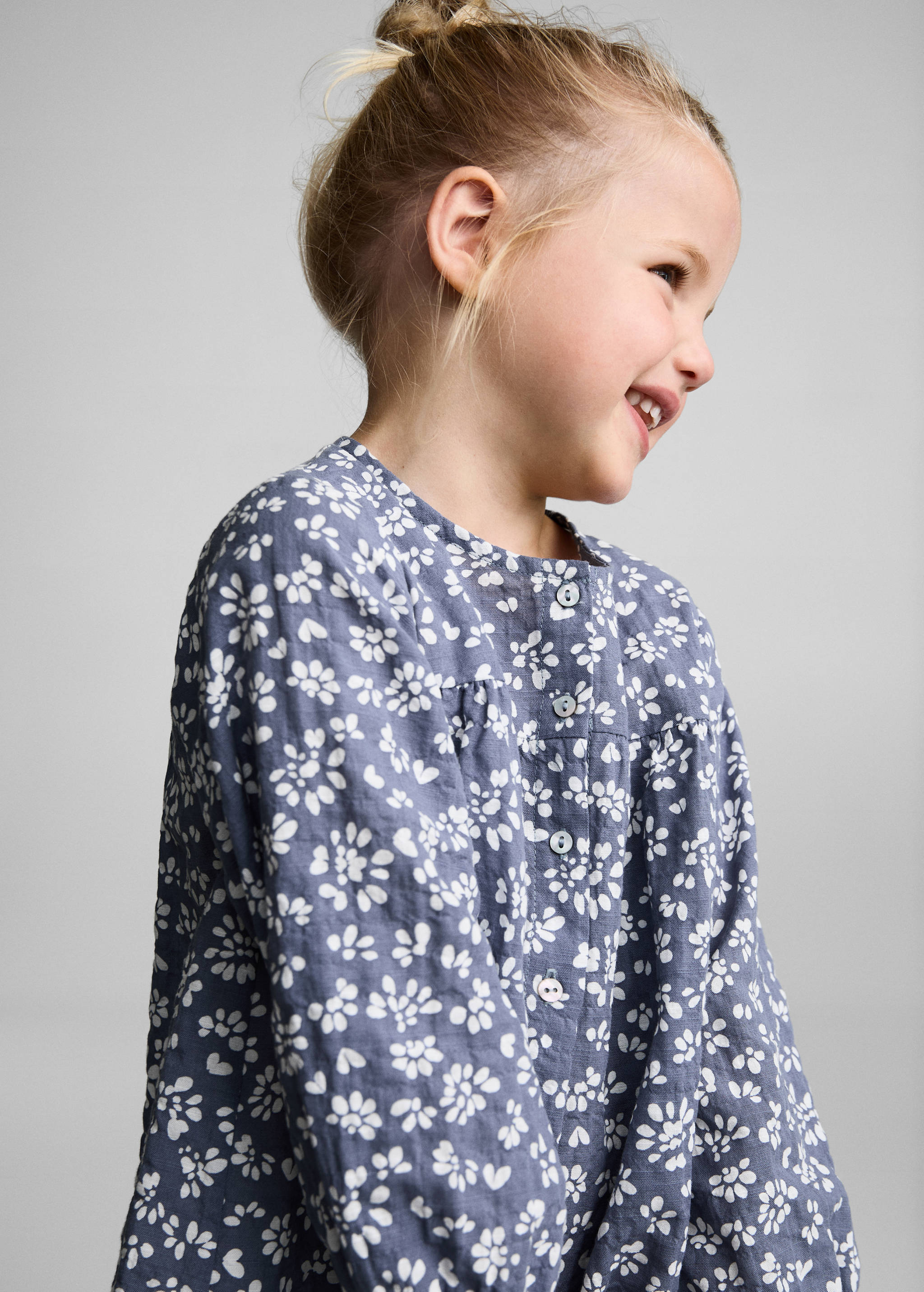 Sukienka z kwiatowym wzorem - Szczegóły artykułu 1