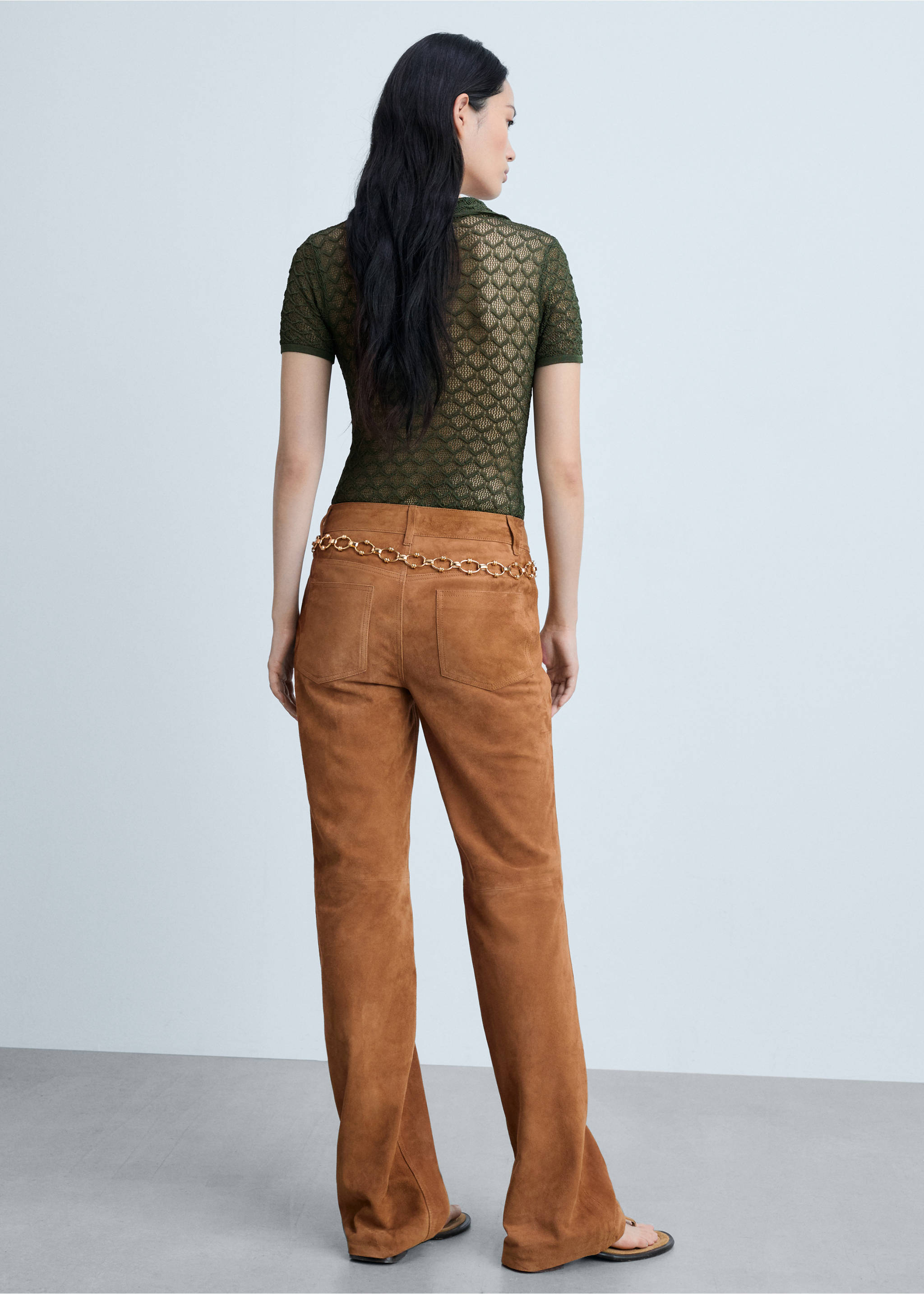 Flared pleated trousers - Reverse of the article, Pastel Green. Ref: 77074791-00.