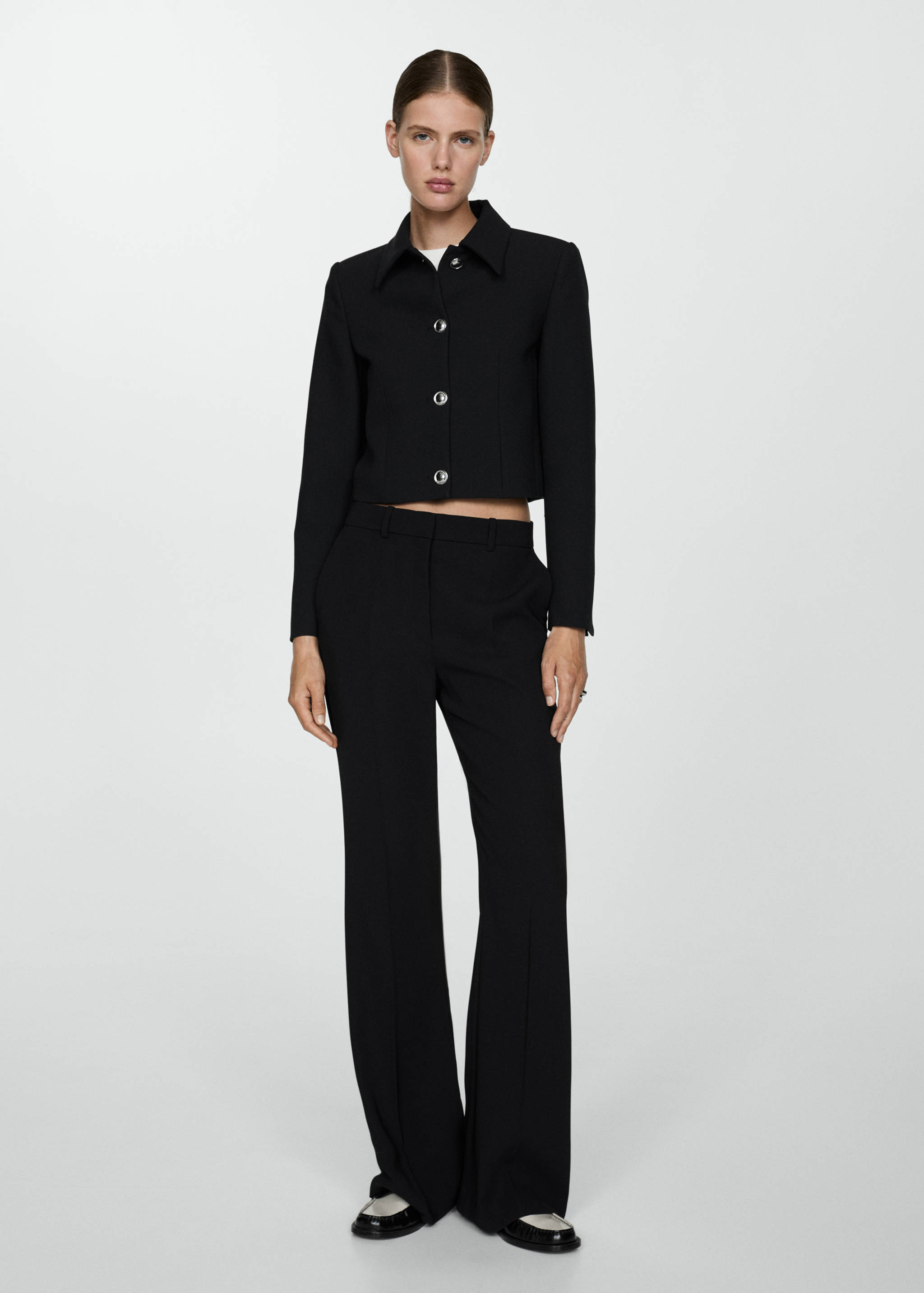 Buttoned cropped jacket - Details of the article 2