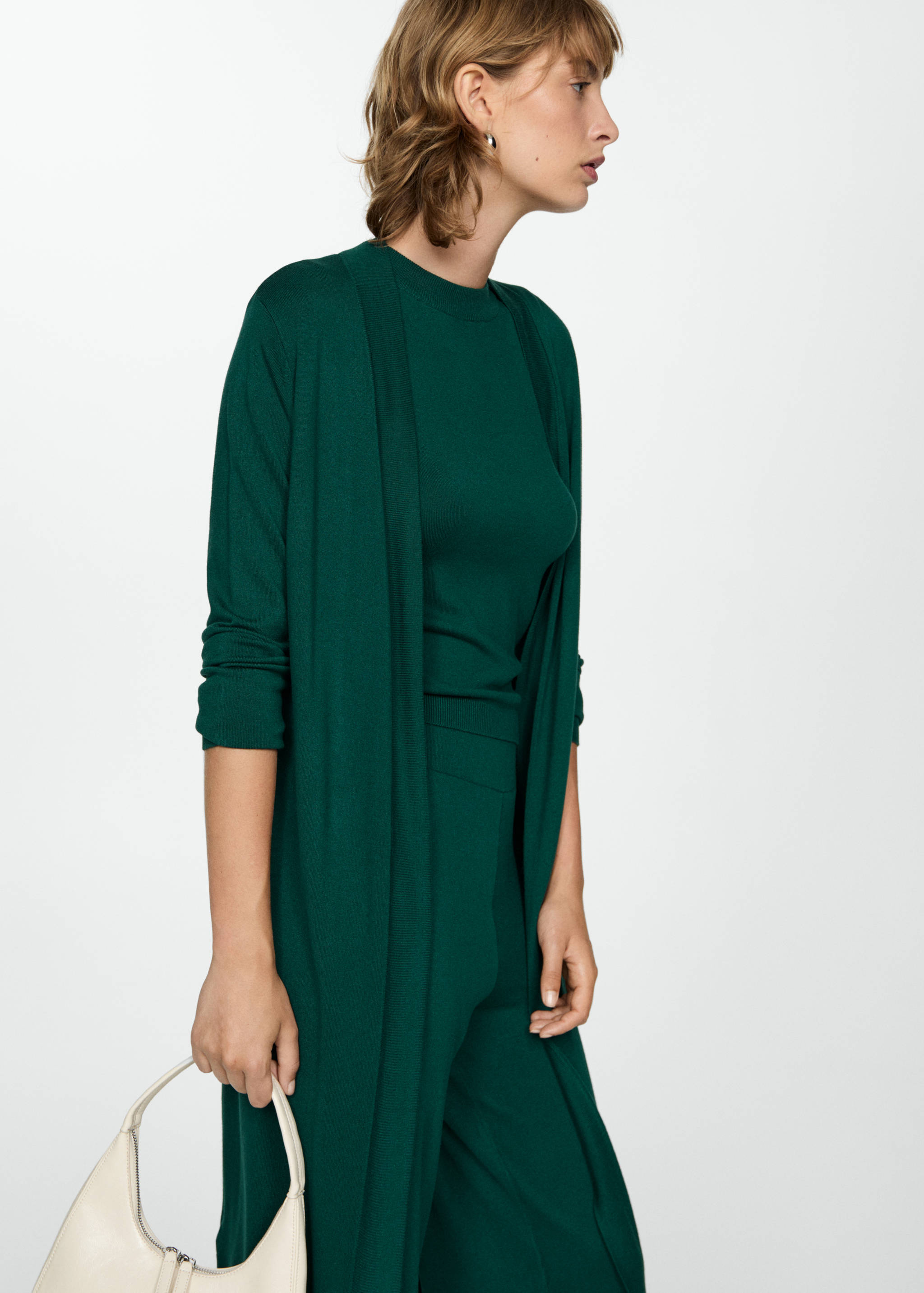 Cárdigan largo punto fino - Plano medio