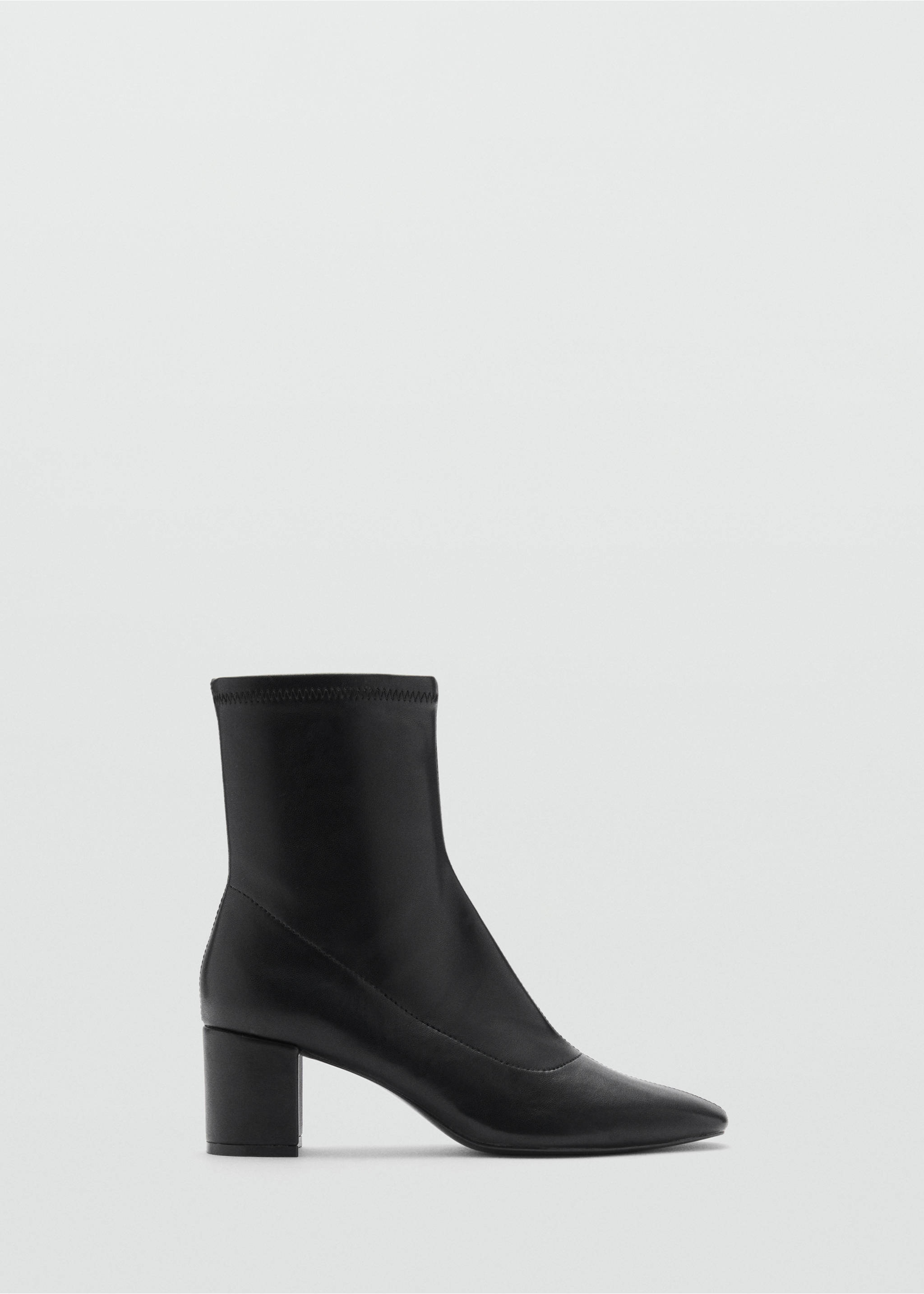 Stiefelette mit Blockabsatz - Artikel ohne Model, Schwarz. Ref: 77075152-00.