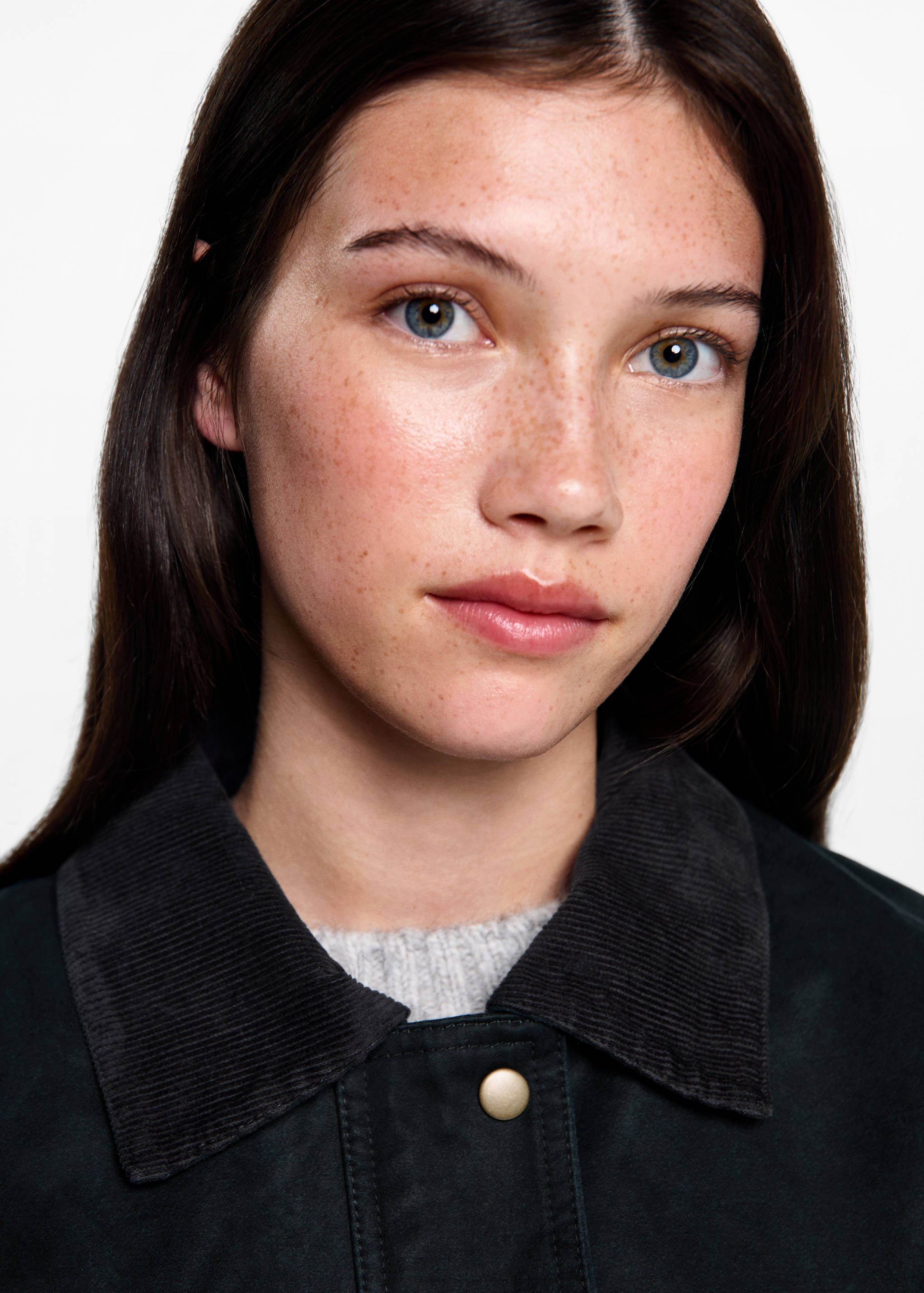 Waxed-effect short parka - Details of the article 1