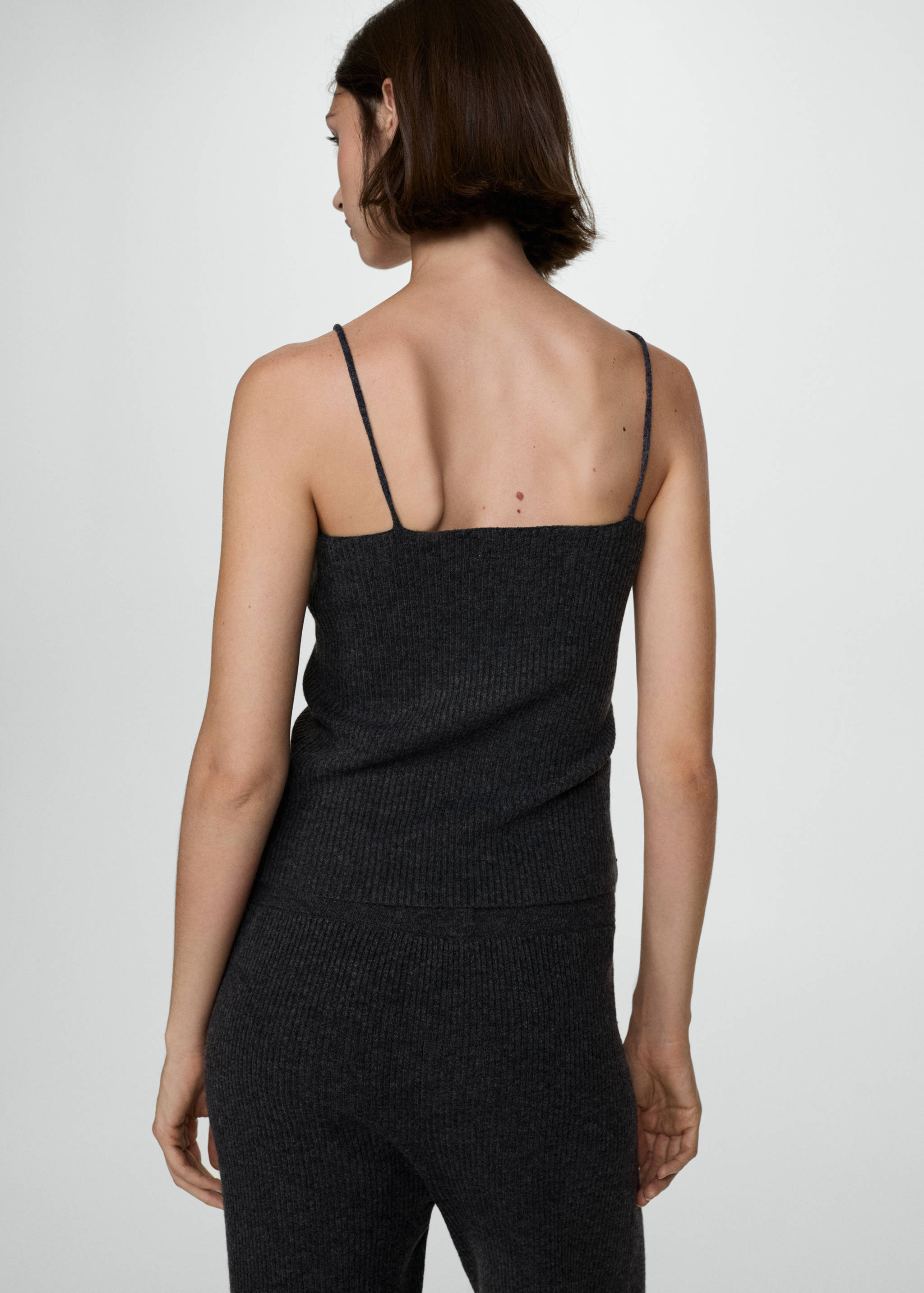 Geripptes Top - Rückseite des Artikels