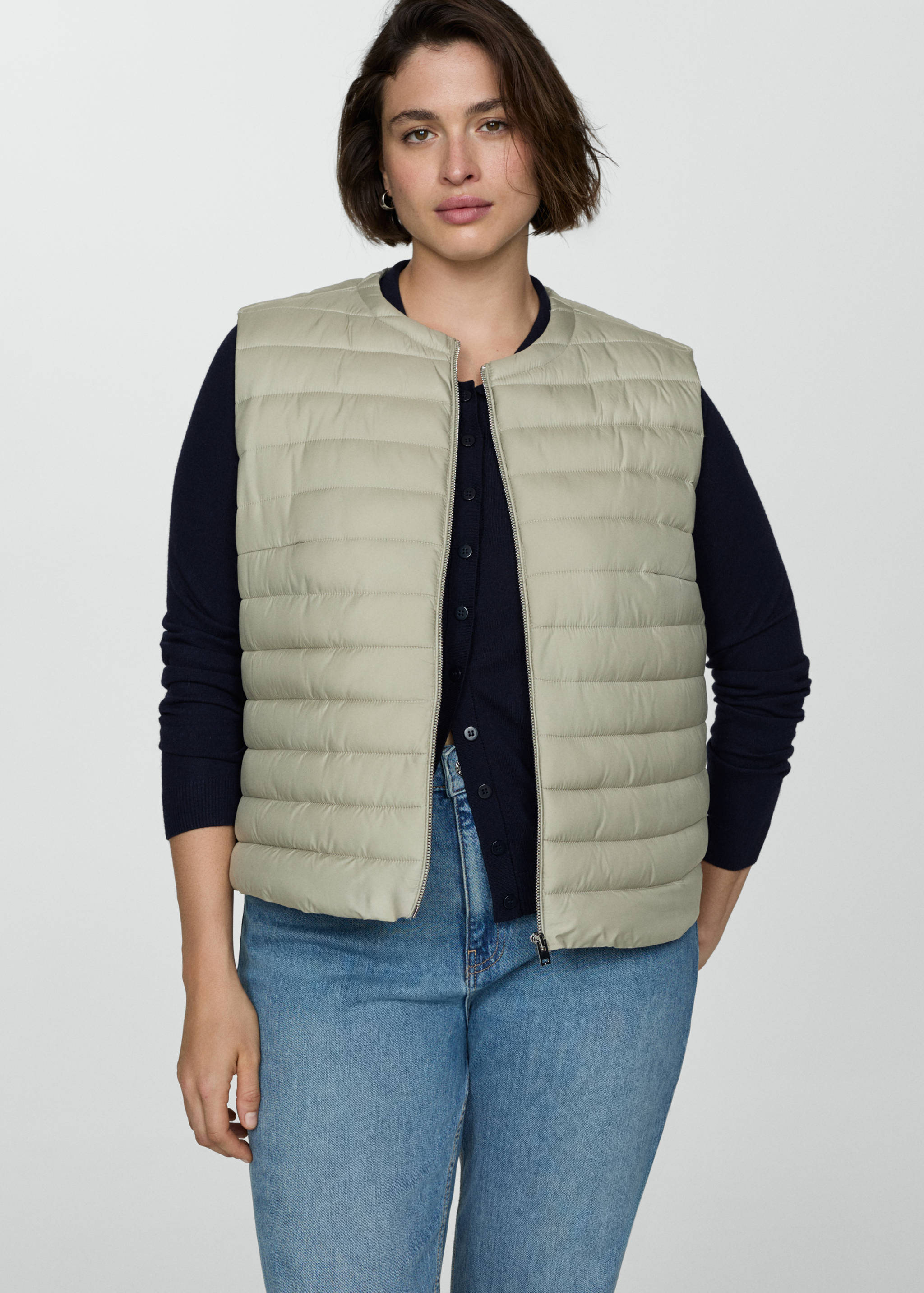 Quilted gilet - Details of the article 5