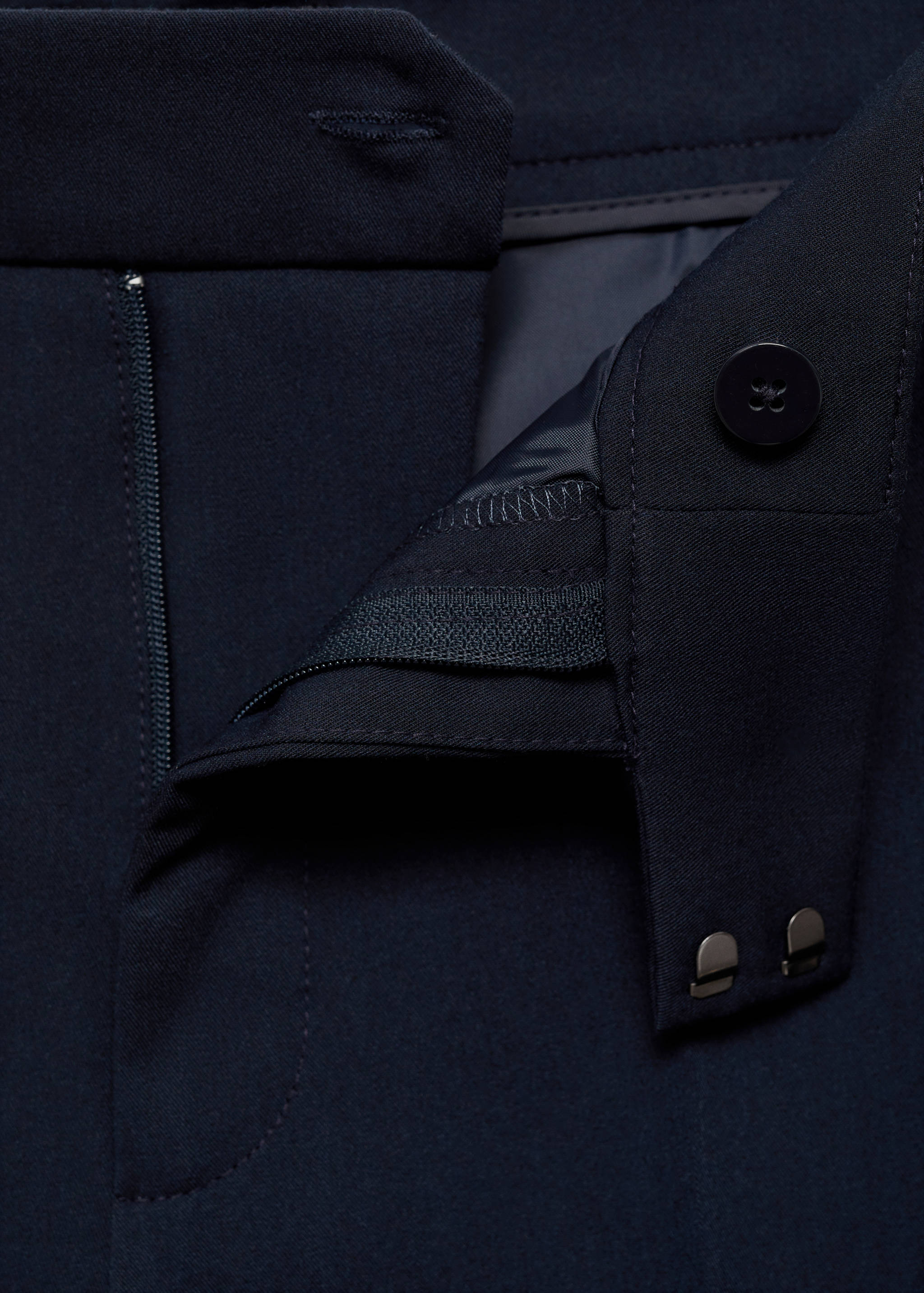 Straight suit trousers - Details of the article 8